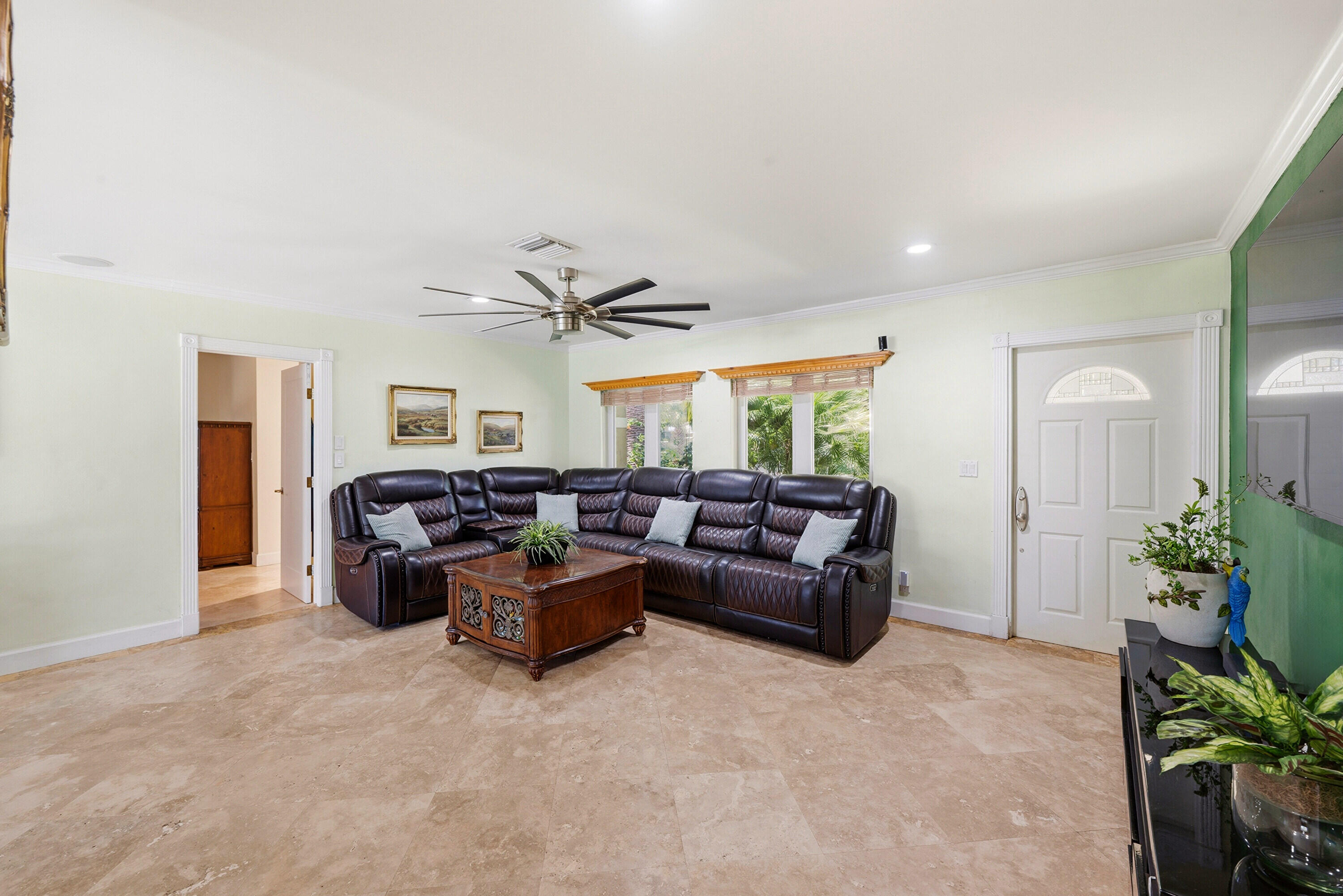 390 SE 12th Pompano Beach, FL 33060