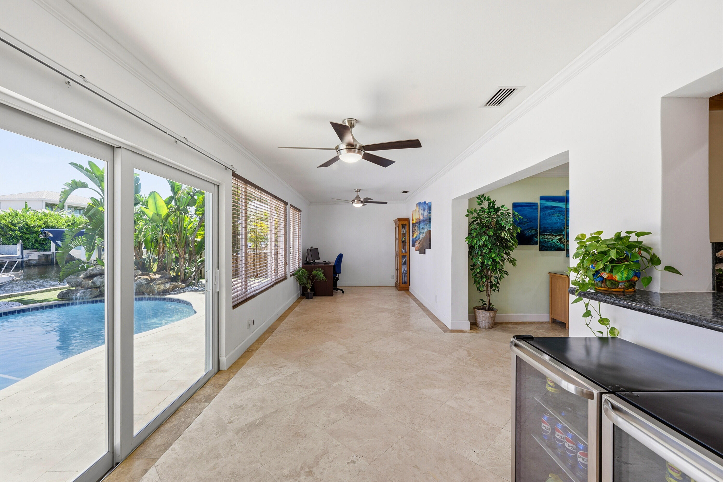 390 SE 12th Pompano Beach, FL 33060