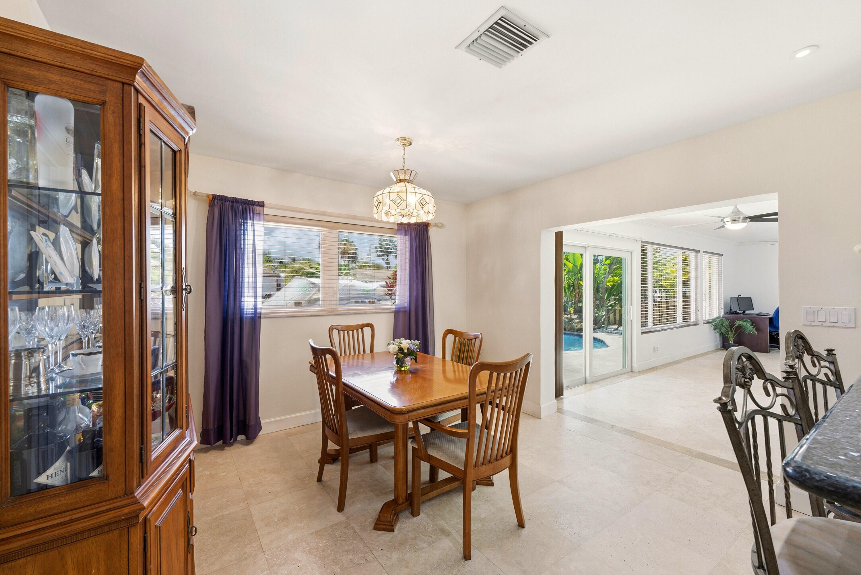 390 SE 12th Pompano Beach, FL 33060