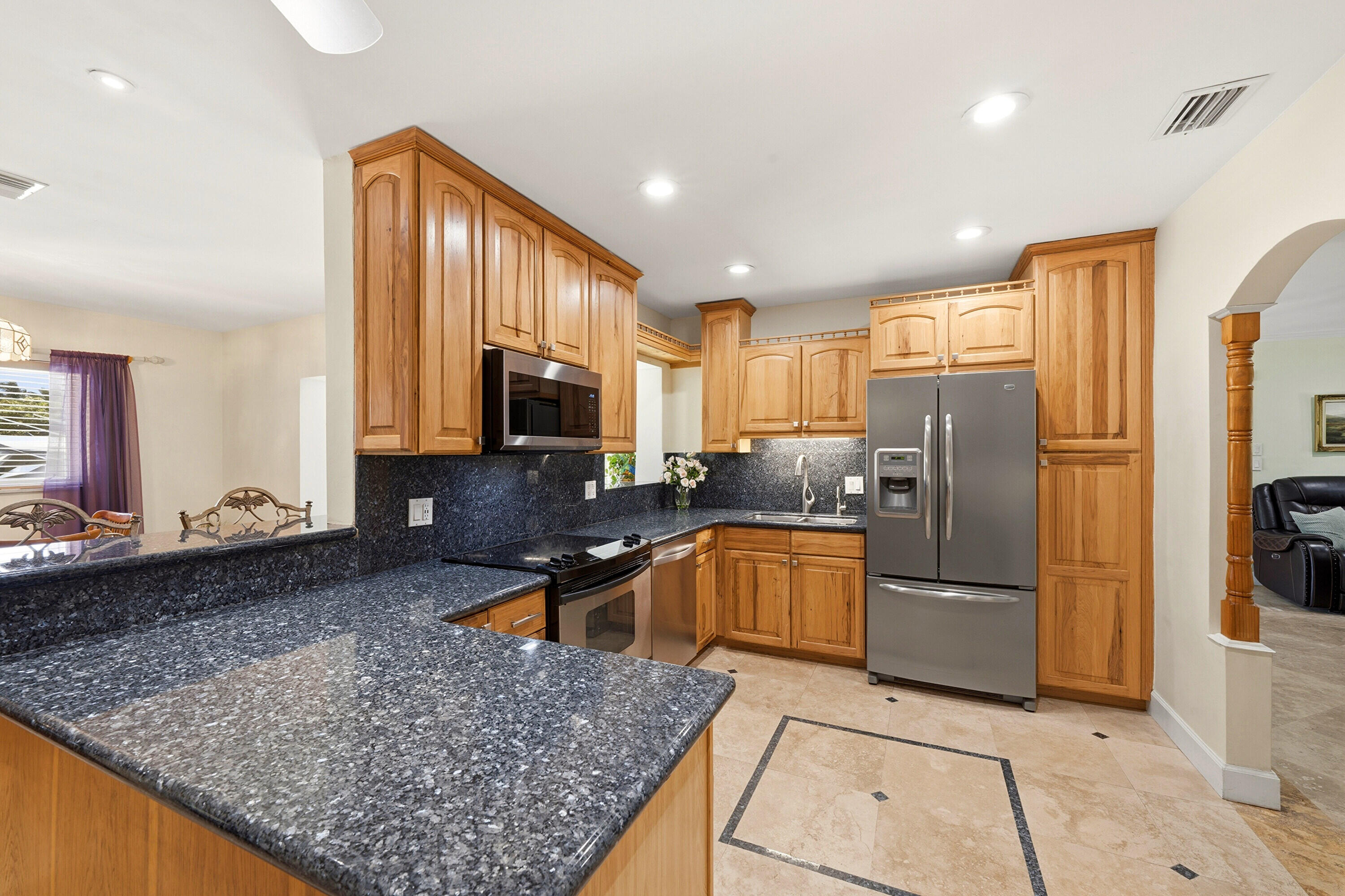 390 SE 12th Pompano Beach, FL 33060