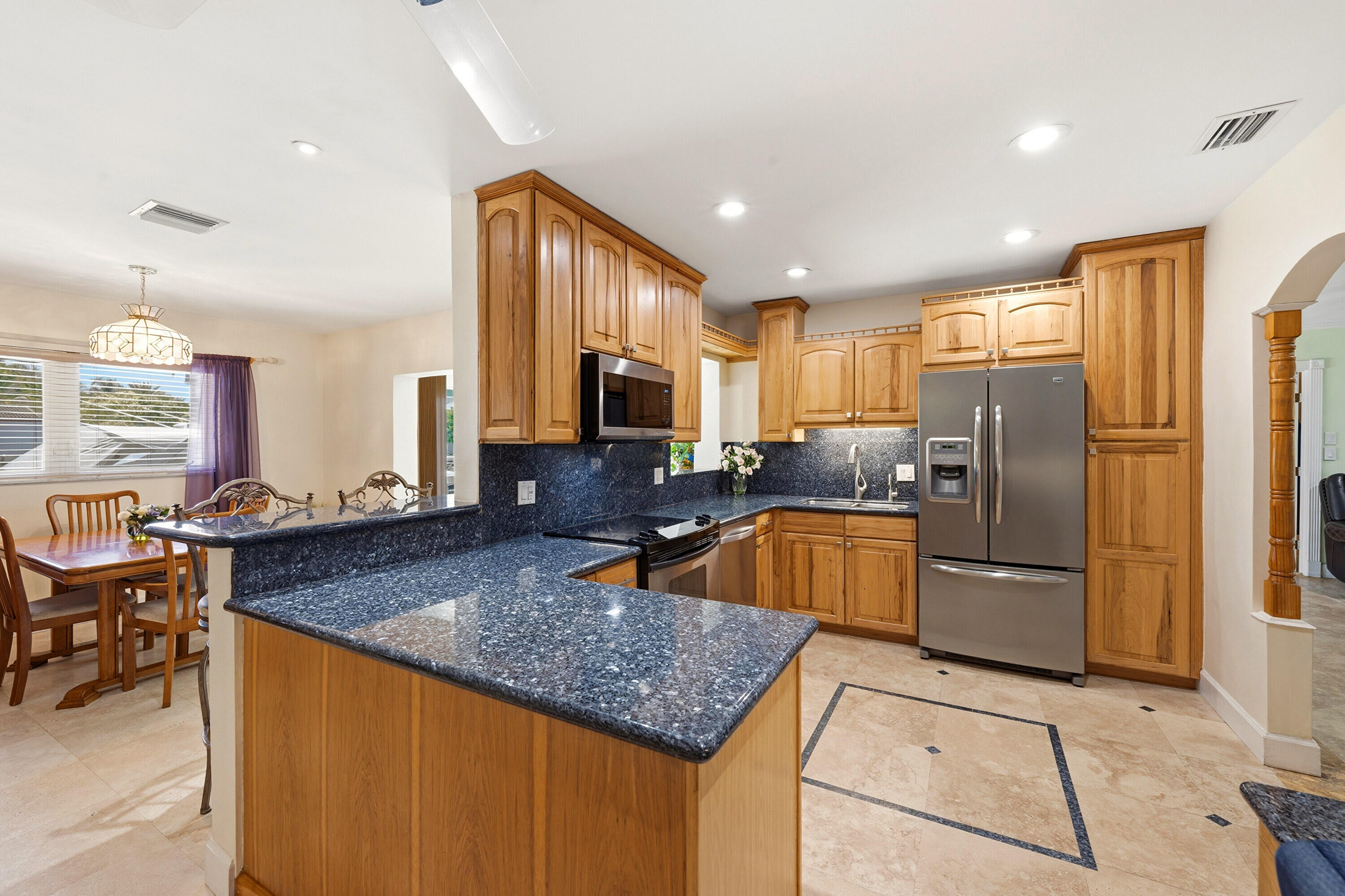 390 SE 12th Pompano Beach, FL 33060
