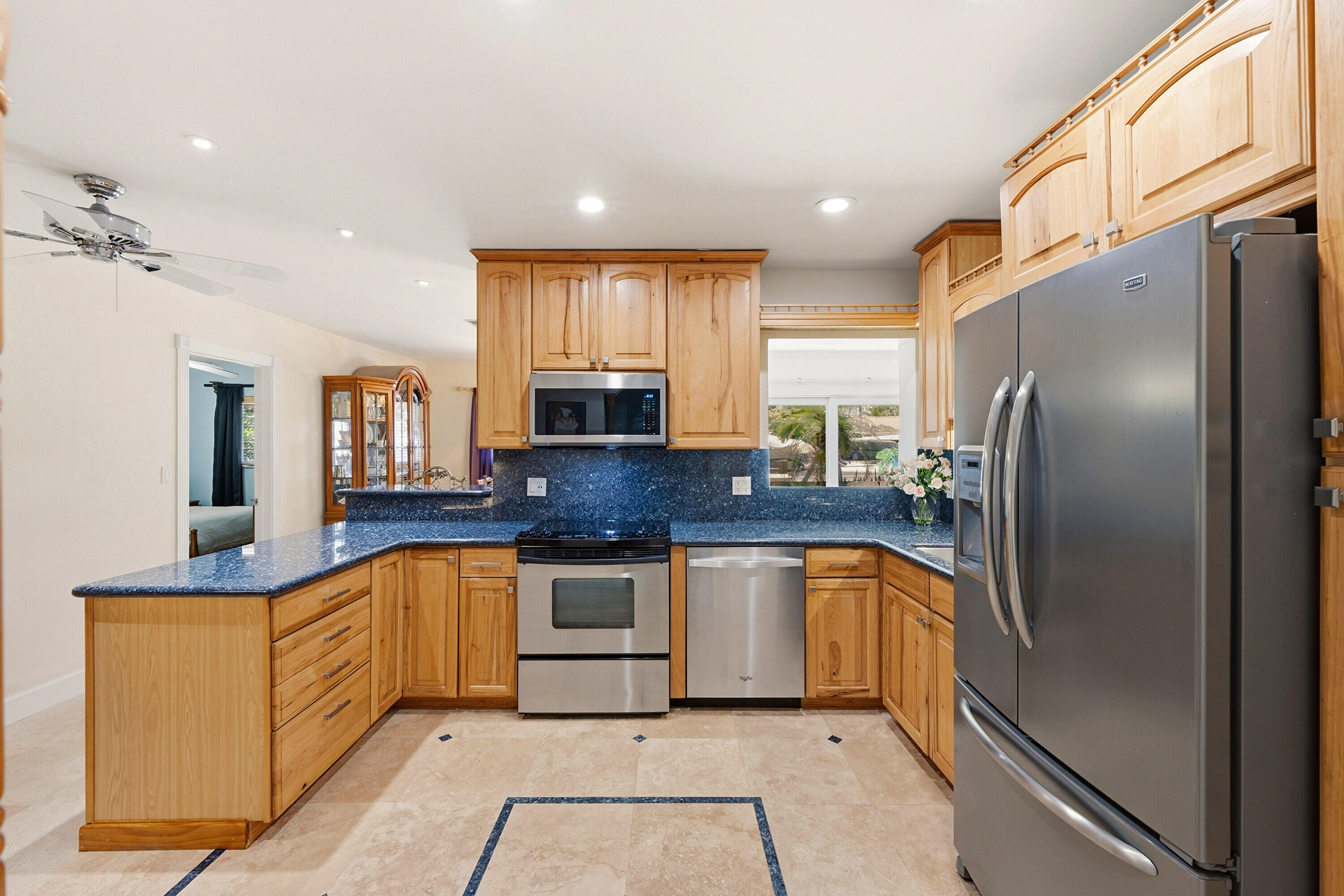 390 SE 12th Pompano Beach, FL 33060