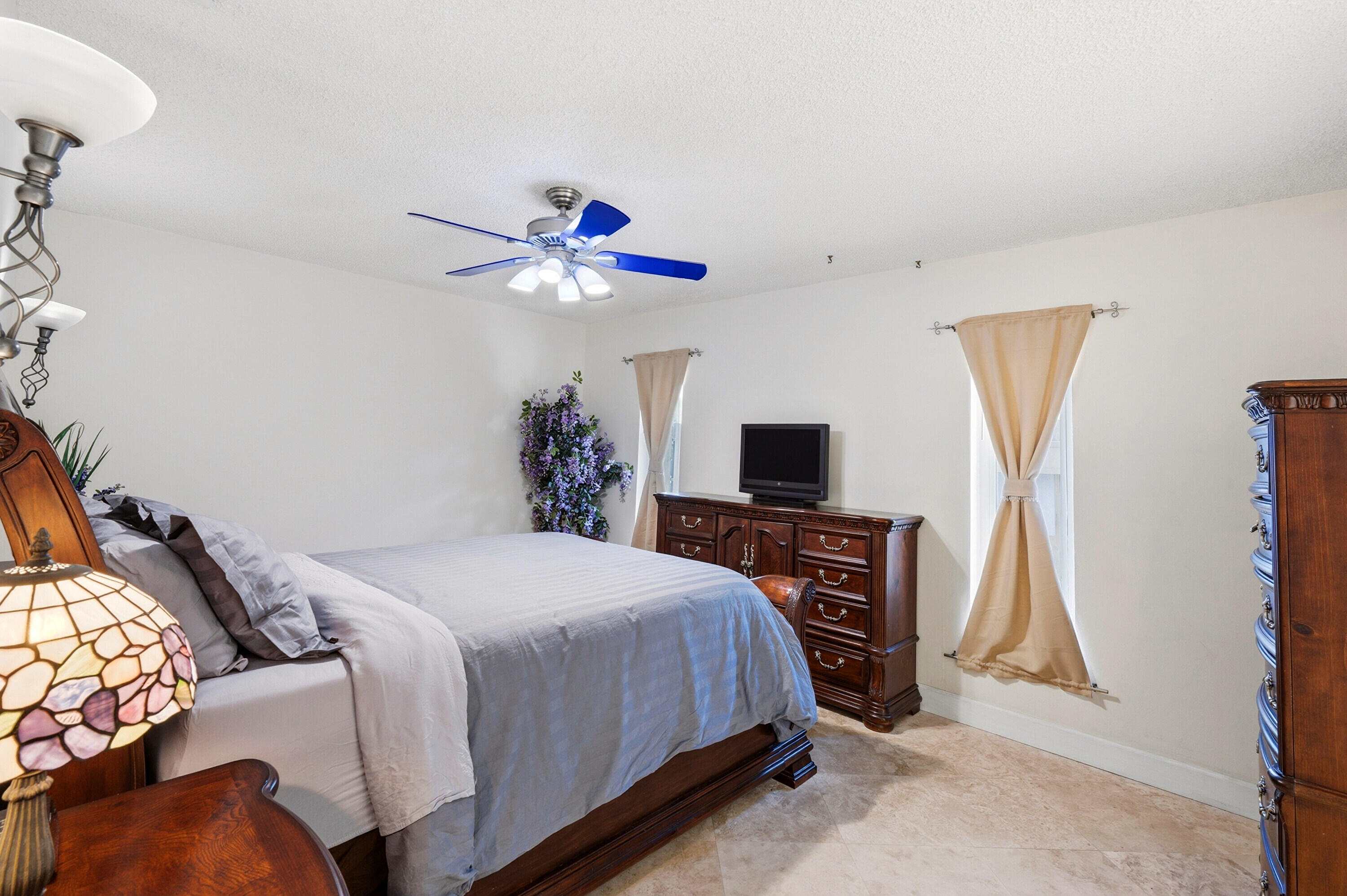 390 SE 12th Pompano Beach, FL 33060