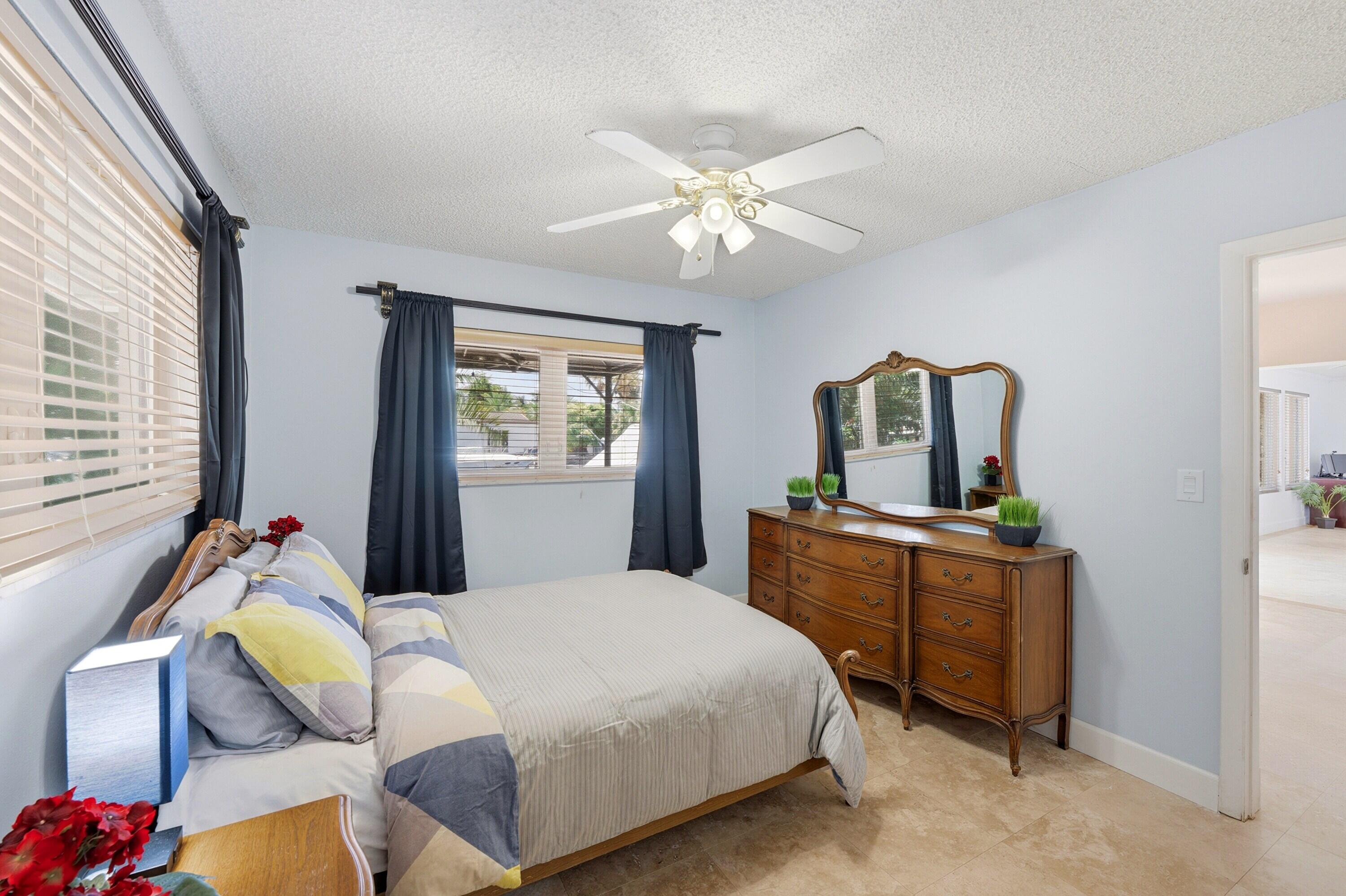 390 SE 12th Pompano Beach, FL 33060
