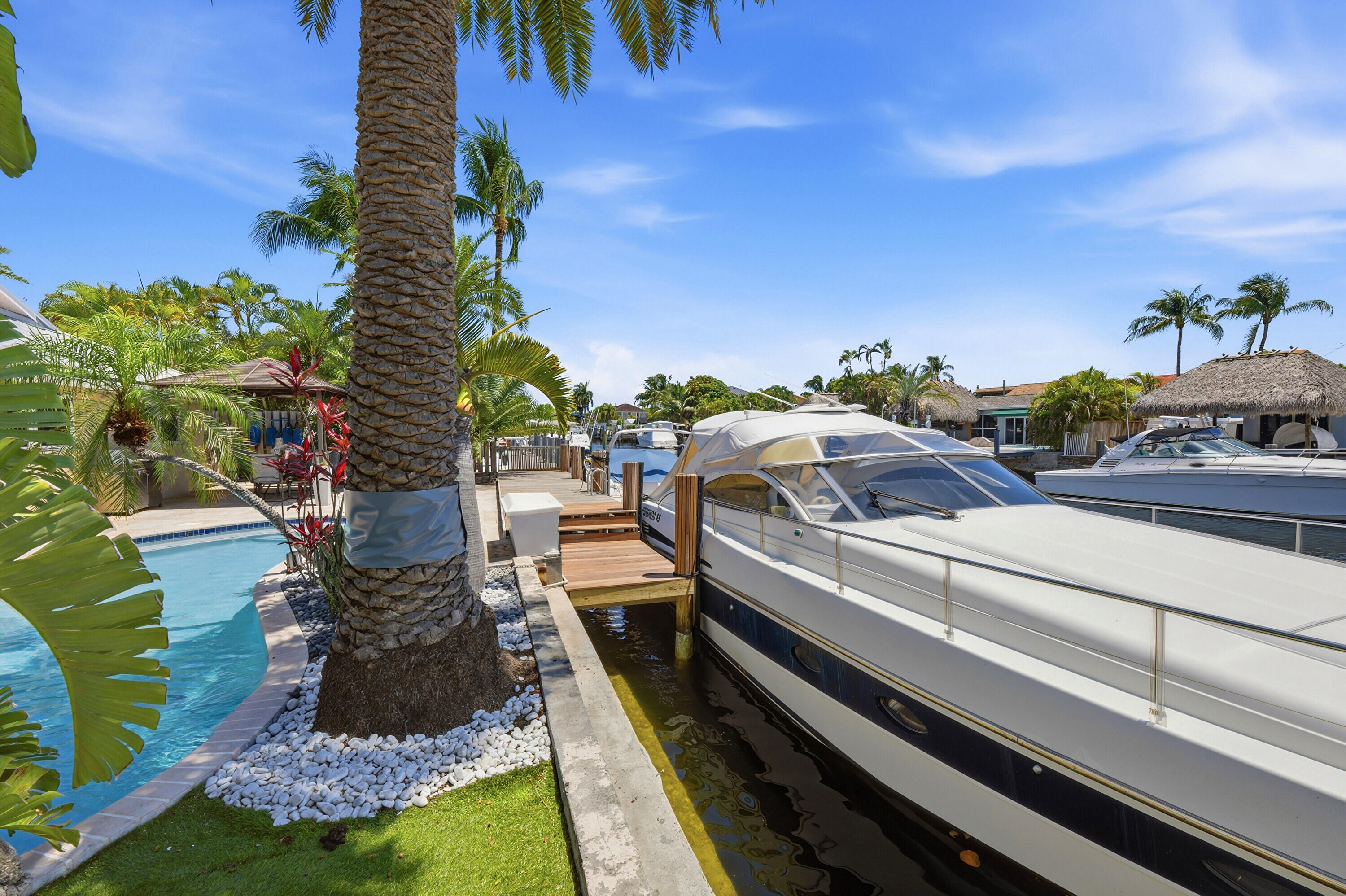 390 SE 12th Pompano Beach, FL 33060