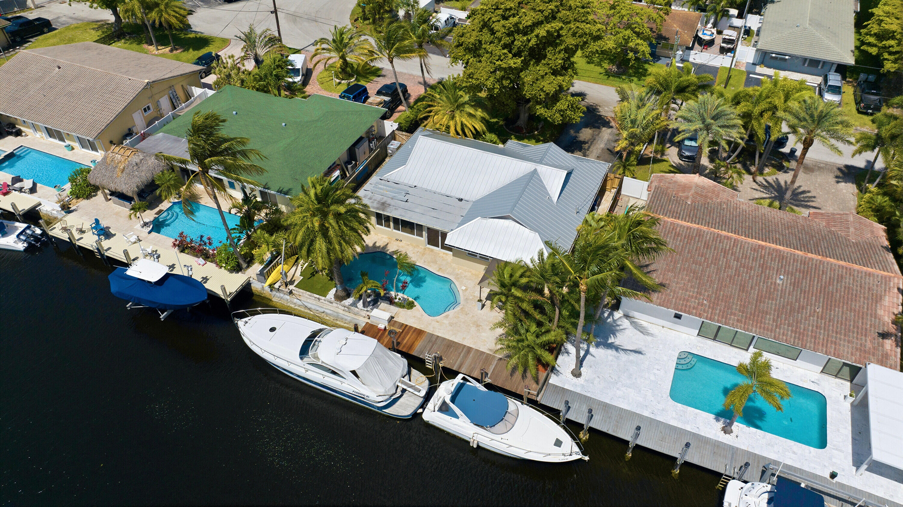 390 SE 12th Pompano Beach, FL 33060