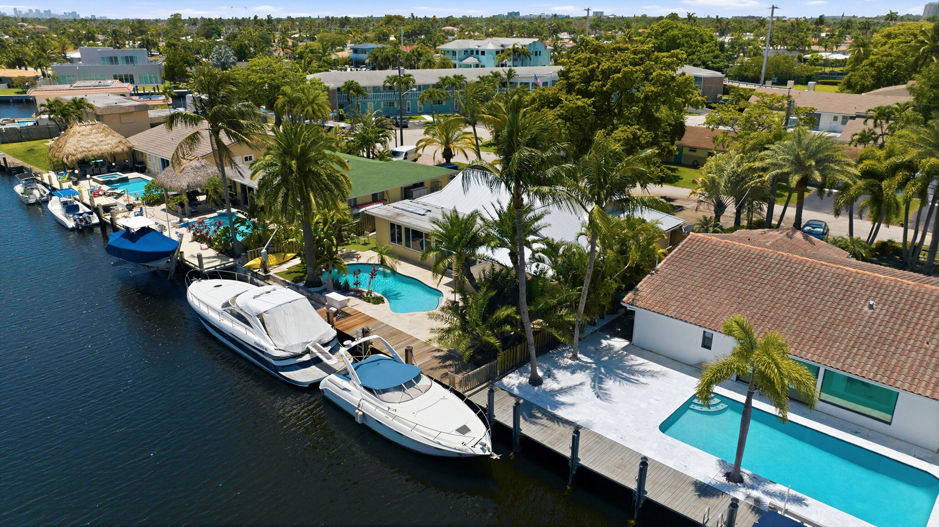 390 SE 12th Pompano Beach, FL 33060
