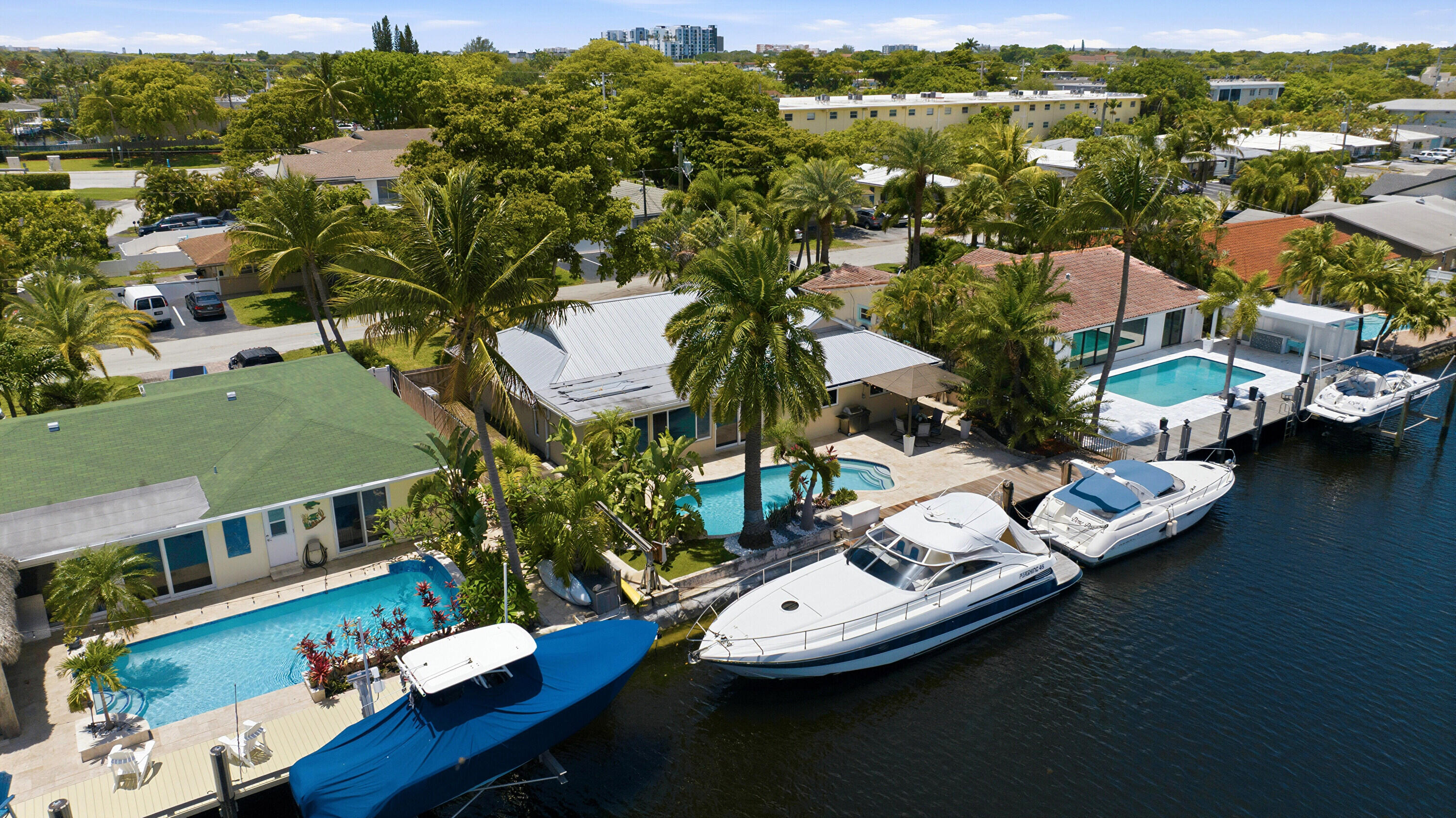390 SE 12th Pompano Beach, FL 33060