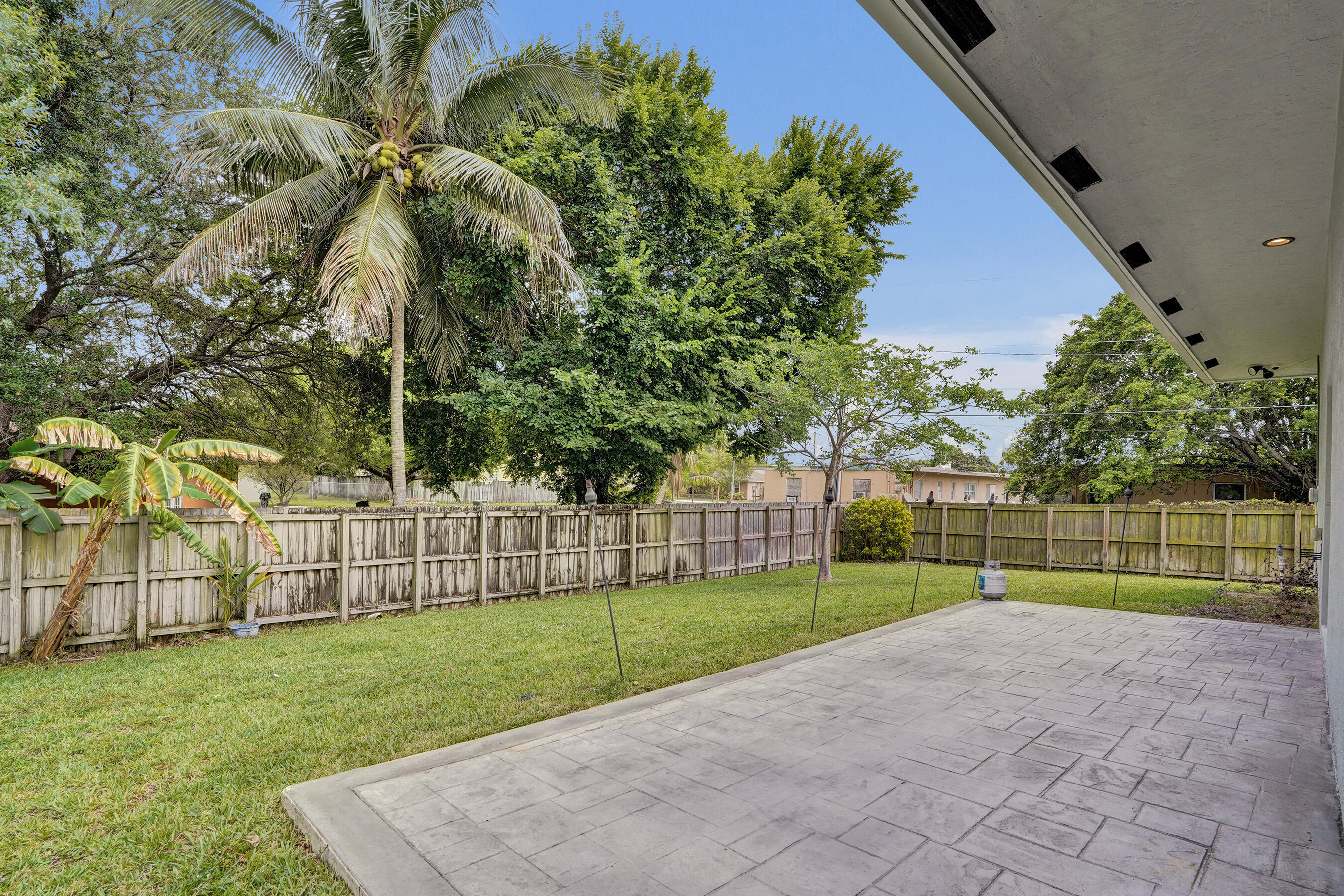 434 NW 21st Pompano Beach, FL 33069