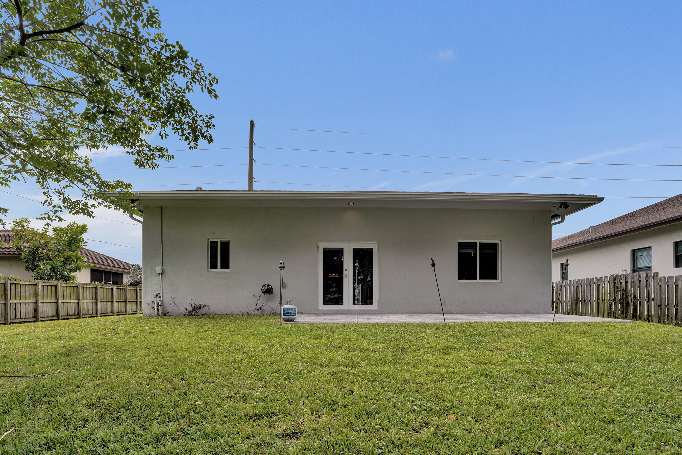 434 NW 21st Pompano Beach, FL 33069