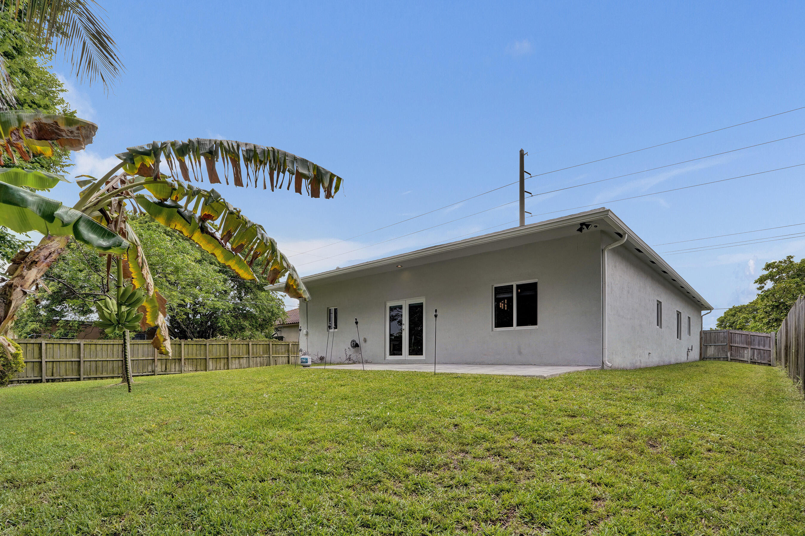 434 NW 21st Pompano Beach, FL 33069