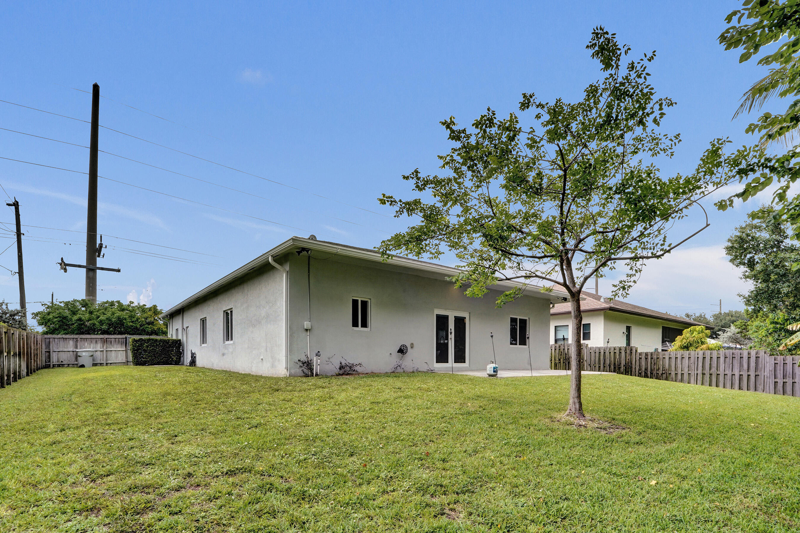 434 NW 21st Pompano Beach, FL 33069