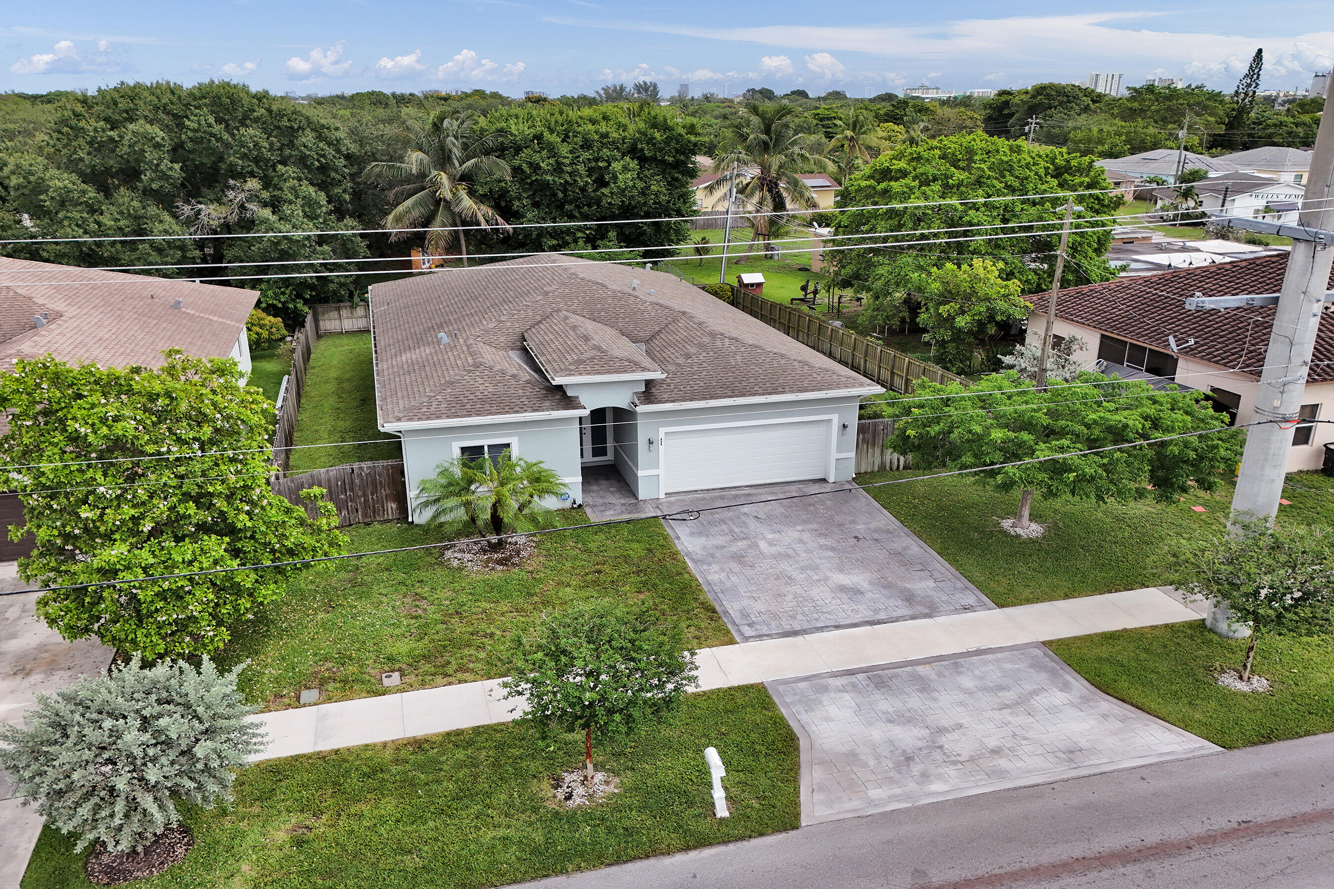 434 NW 21st Pompano Beach, FL 33069