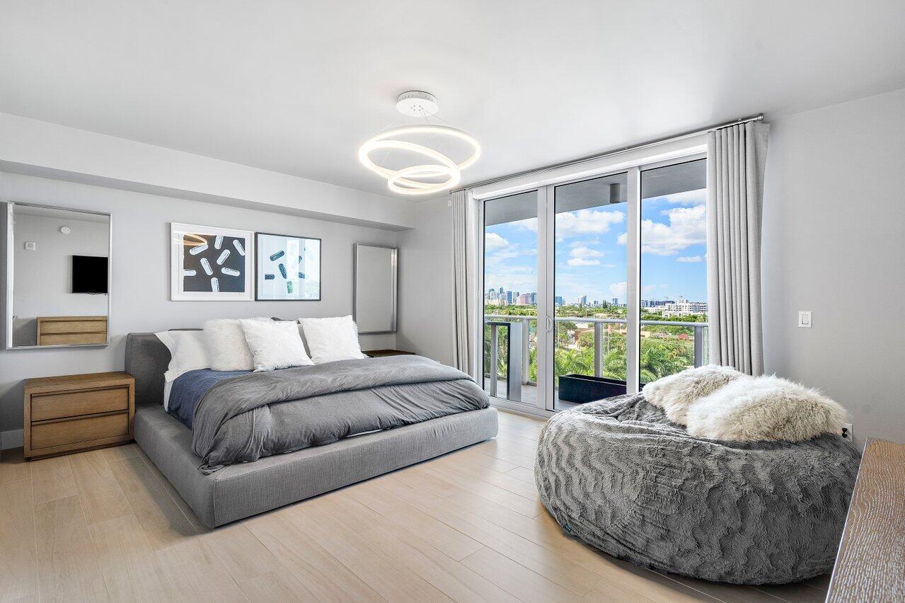 1180 N Federal #707 Fort Lauderdale, FL 33304
