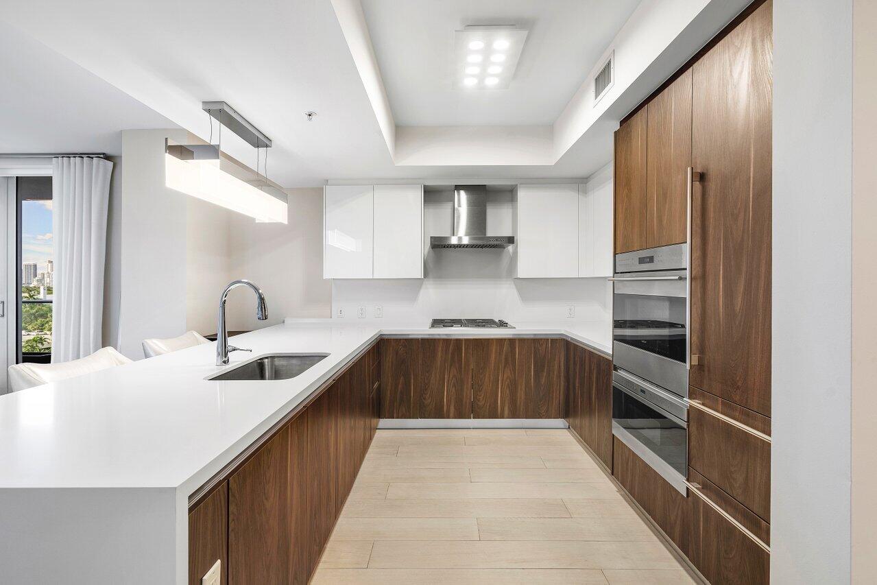 1180 N Federal #707 Fort Lauderdale, FL 33304