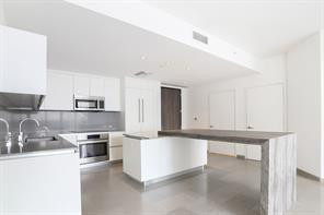 88 SW 7th #1709 Miami, FL 33130