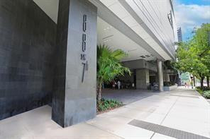 88 SW 7th #1709 Miami, FL 33130