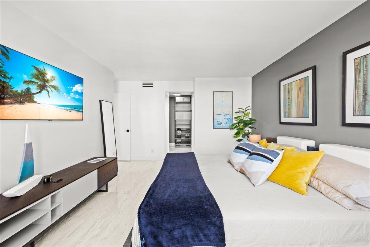 3015 N Ocean #18L Fort Lauderdale, FL 33308