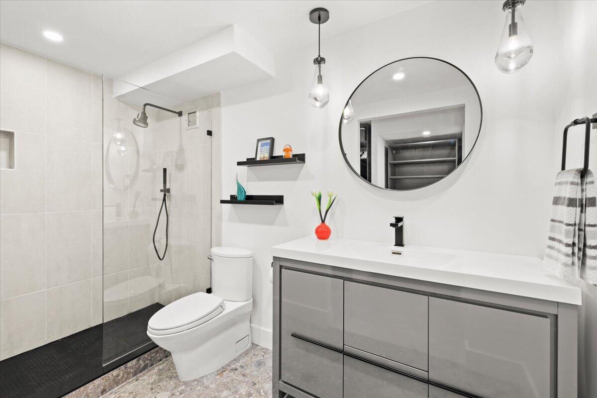 3015 N Ocean #18L Fort Lauderdale, FL 33308