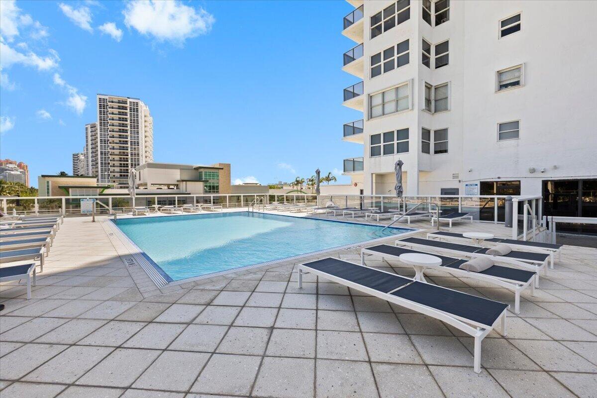 3015 N Ocean #18L Fort Lauderdale, FL 33308
