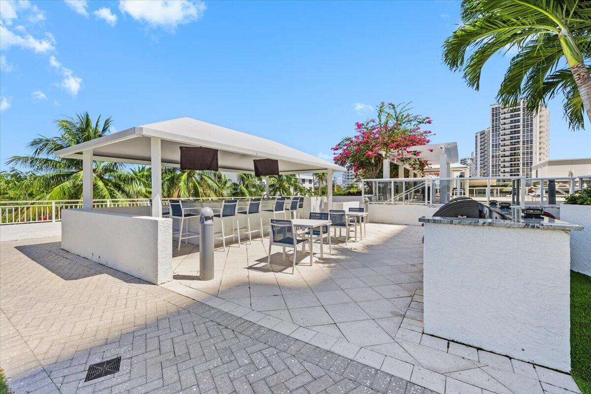 3015 N Ocean #18L Fort Lauderdale, FL 33308