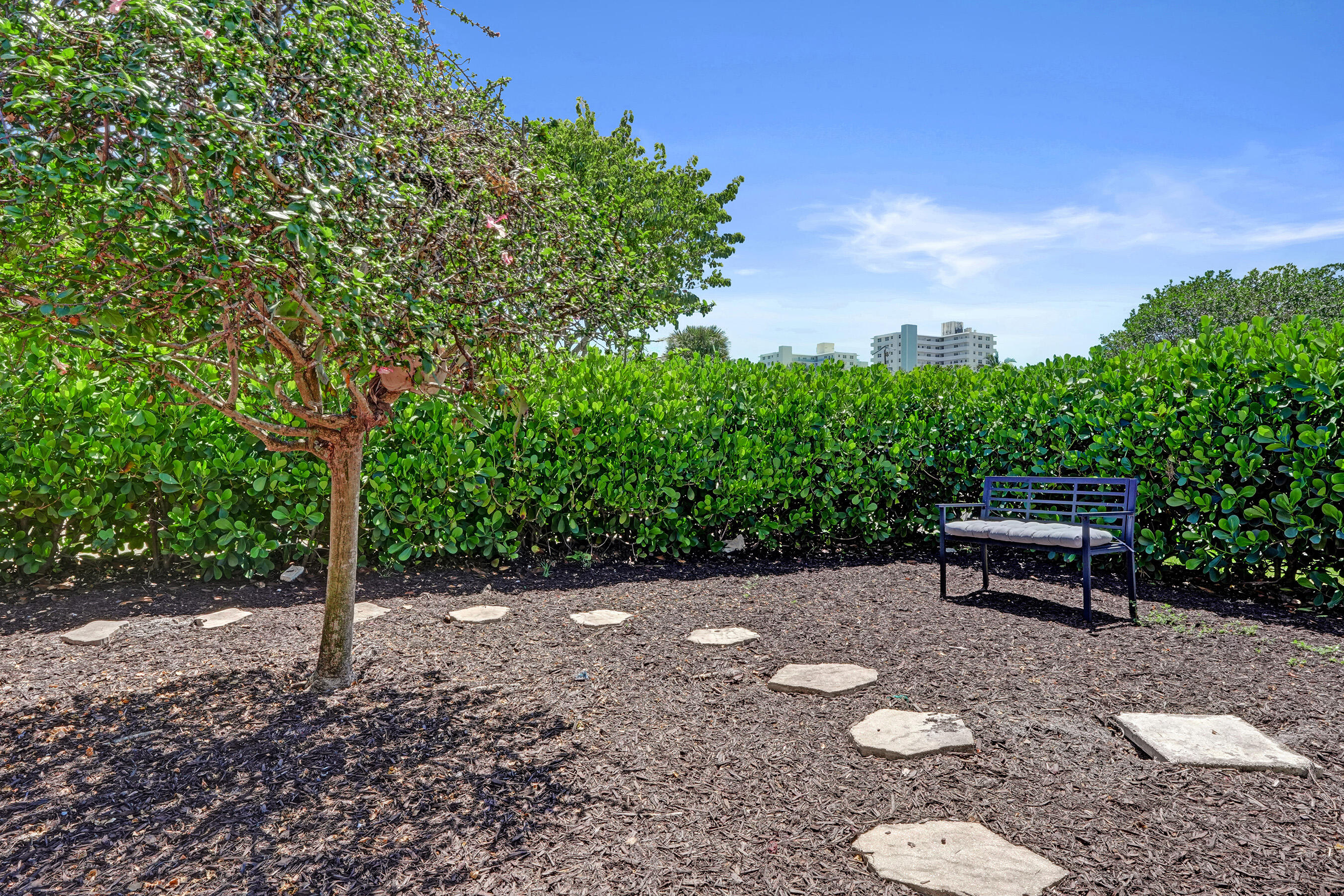 1900 N Riverside Dr Pompano Beach, FL 33062