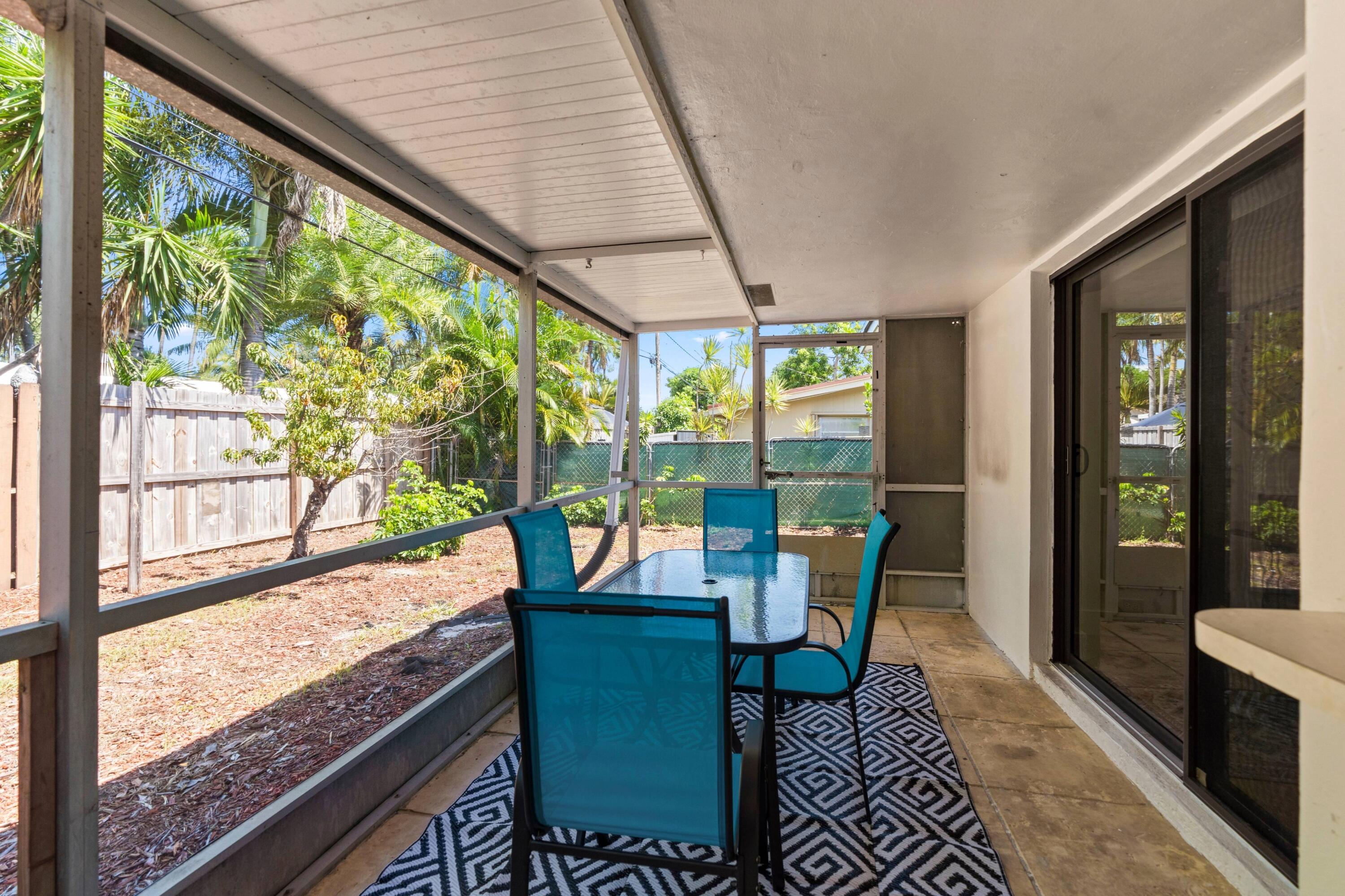 2121 NE 51st Ct Fort Lauderdale, FL 33308