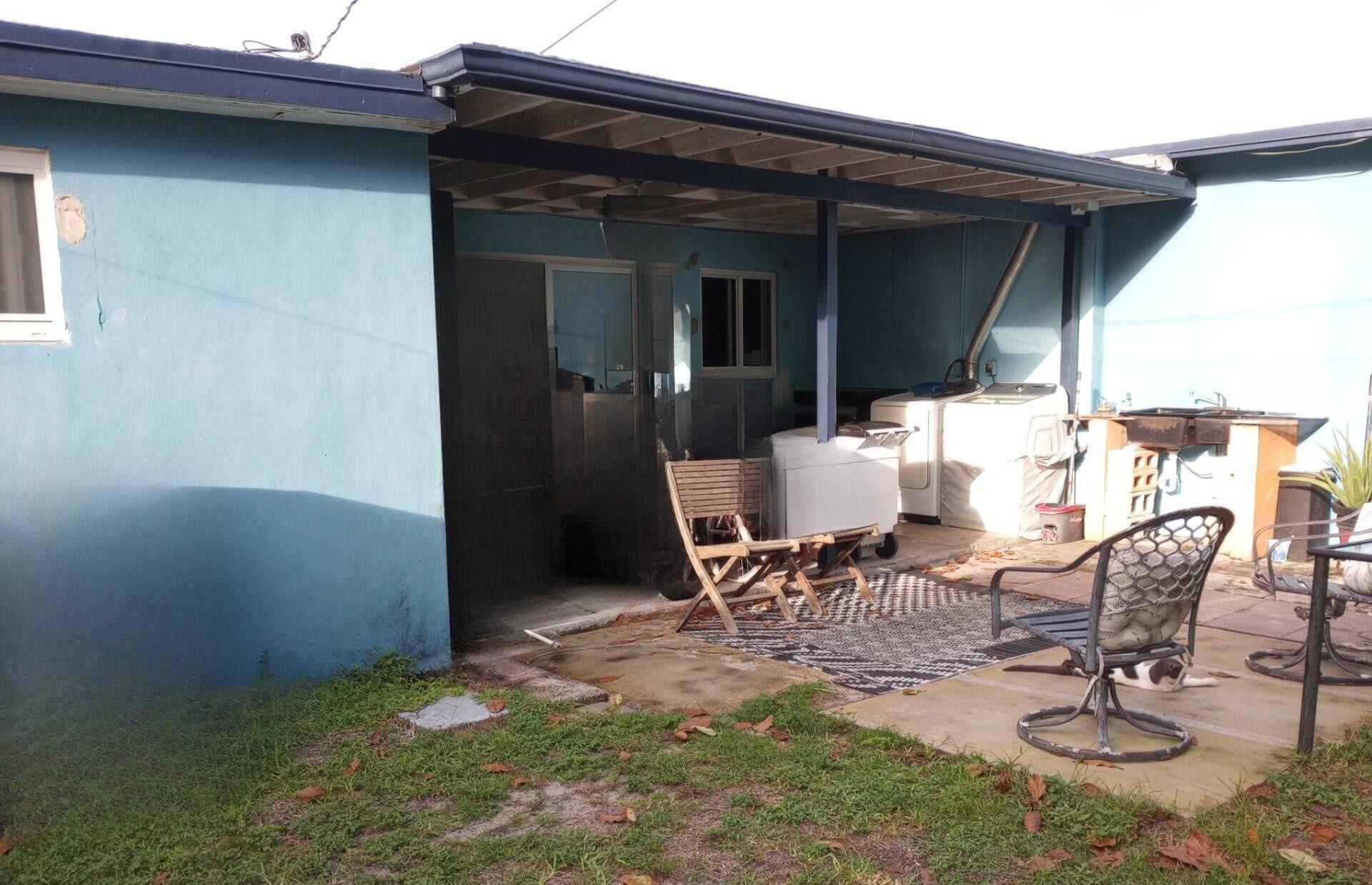 3140 NW 100th St Miami, FL 33147