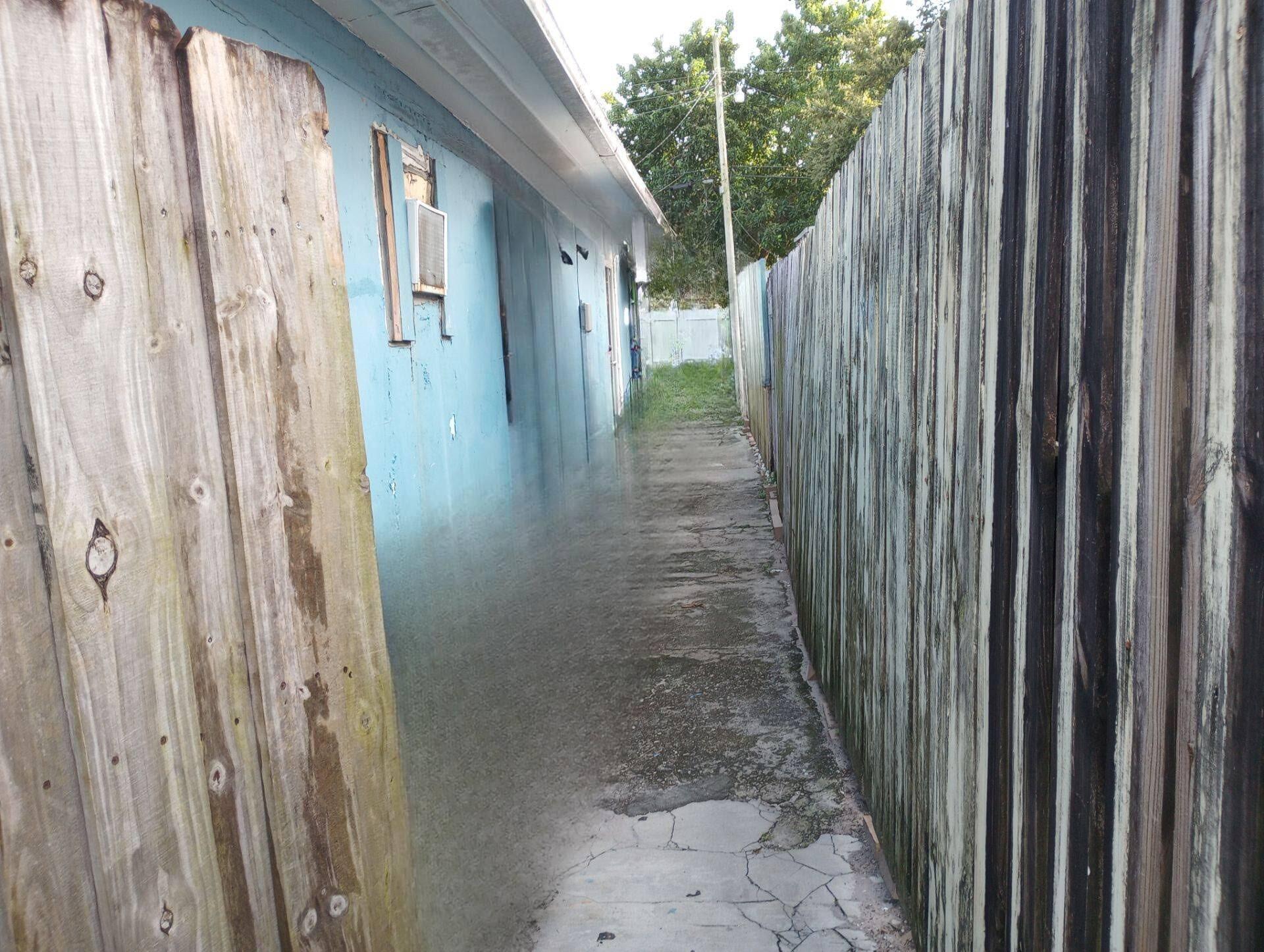 3140 NW 100th St Miami, FL 33147