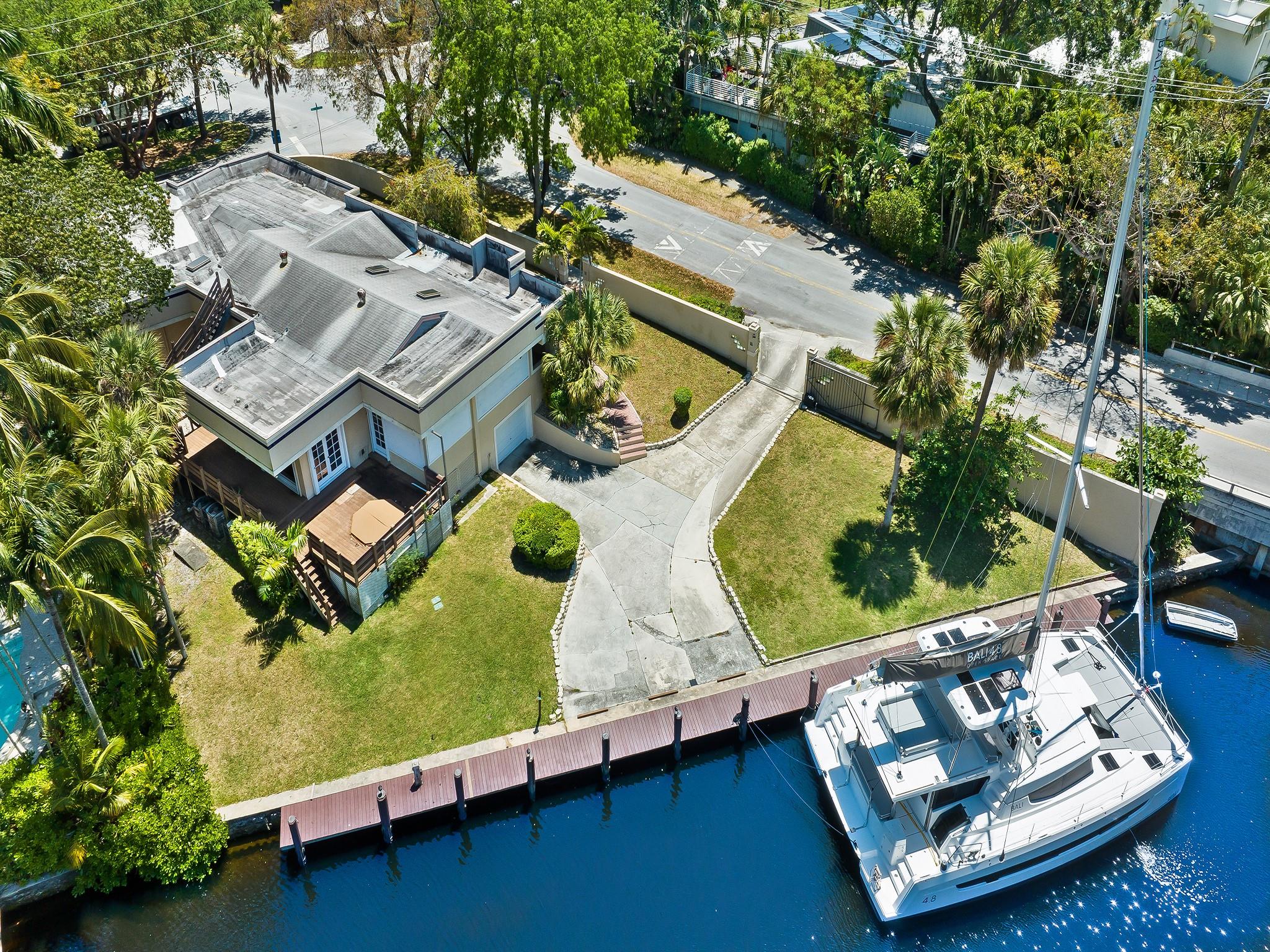 1401 SE 9th St Fort Lauderdale, FL 33316