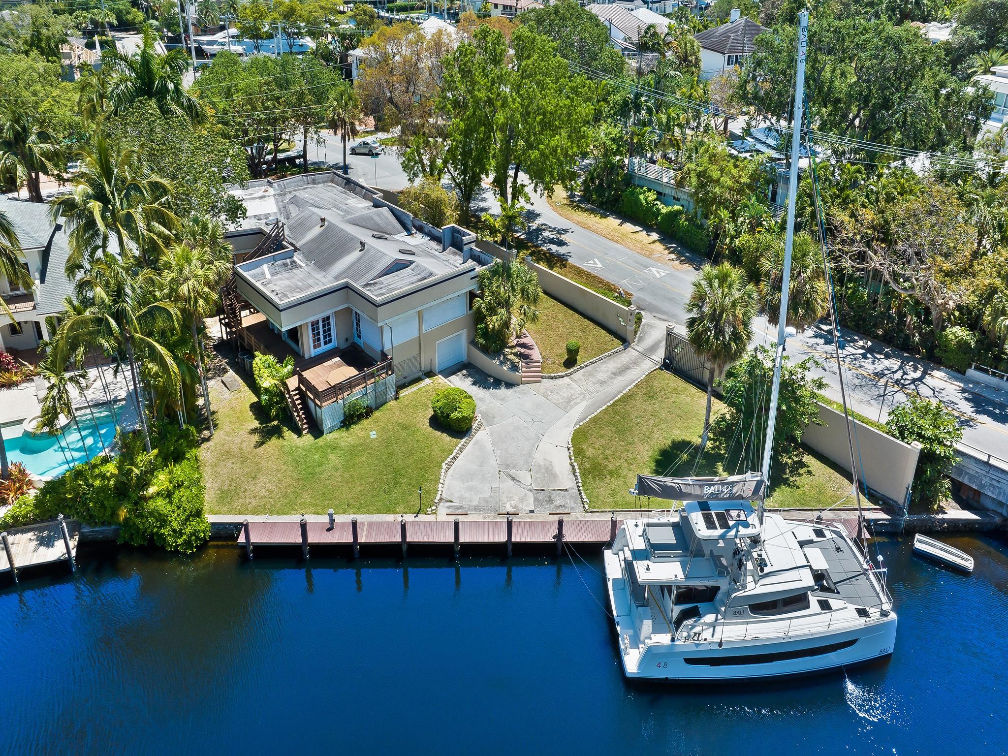 1401 SE 9th St Fort Lauderdale, FL 33316