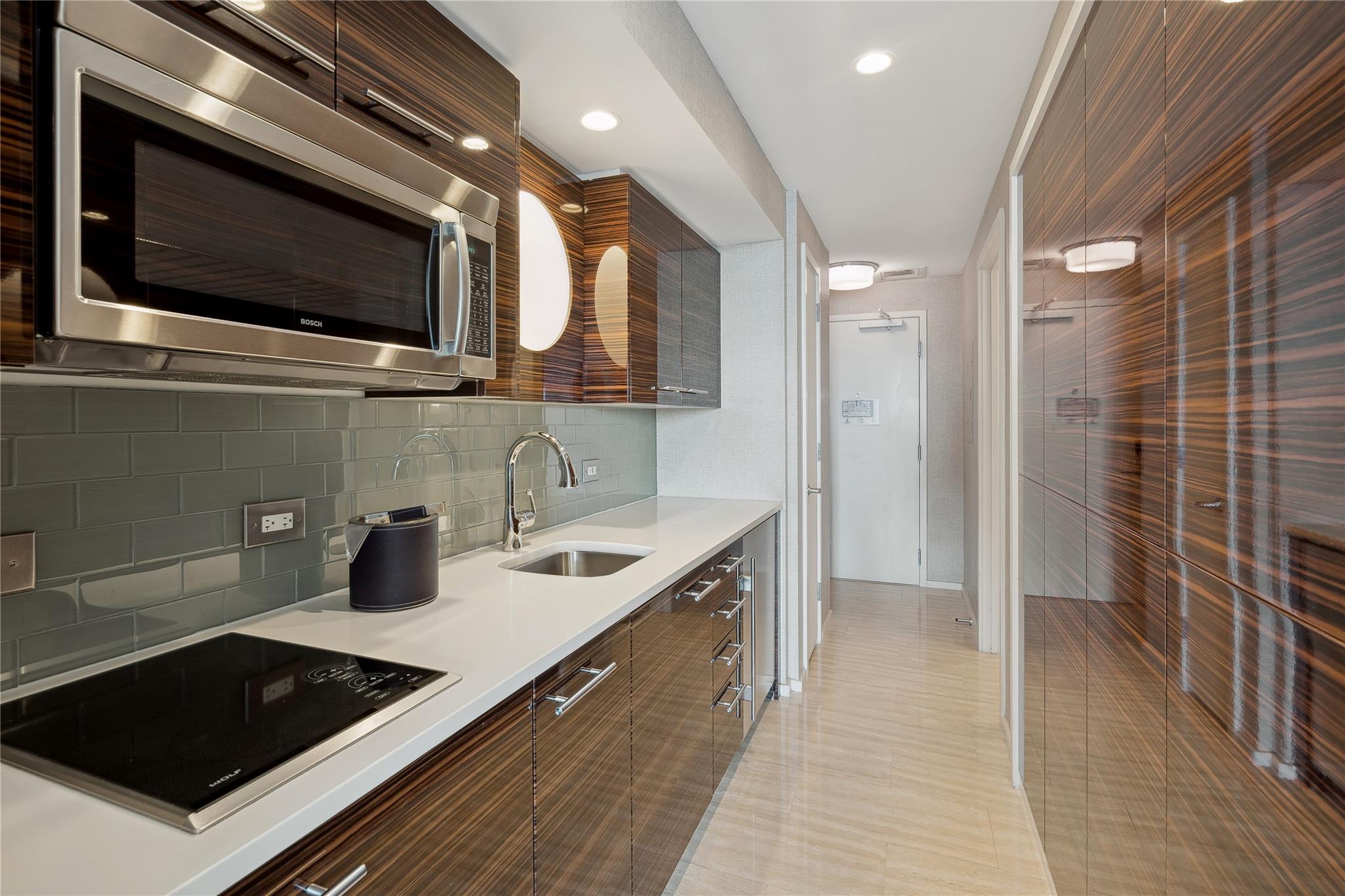 551 N Fort Lauderdale Bch Blvd #R2303 Fort Lauderdale, FL 33304