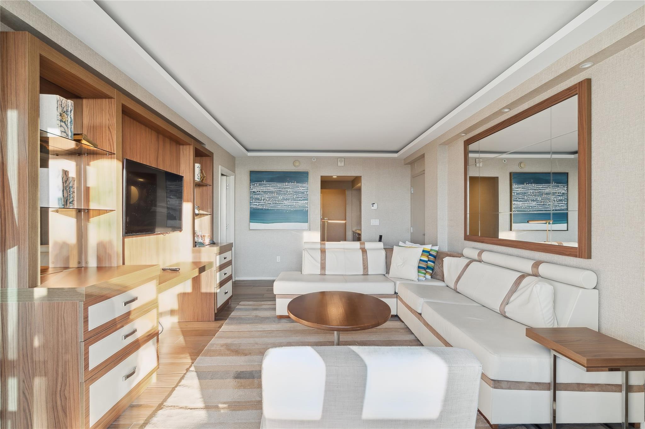 551 N Fort Lauderdale Bch Blvd #R2303 Fort Lauderdale, FL 33304