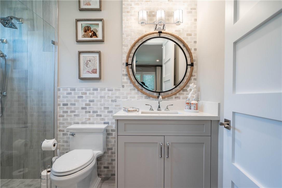 2349 NE 24th St Lighthouse Point, FL 33064