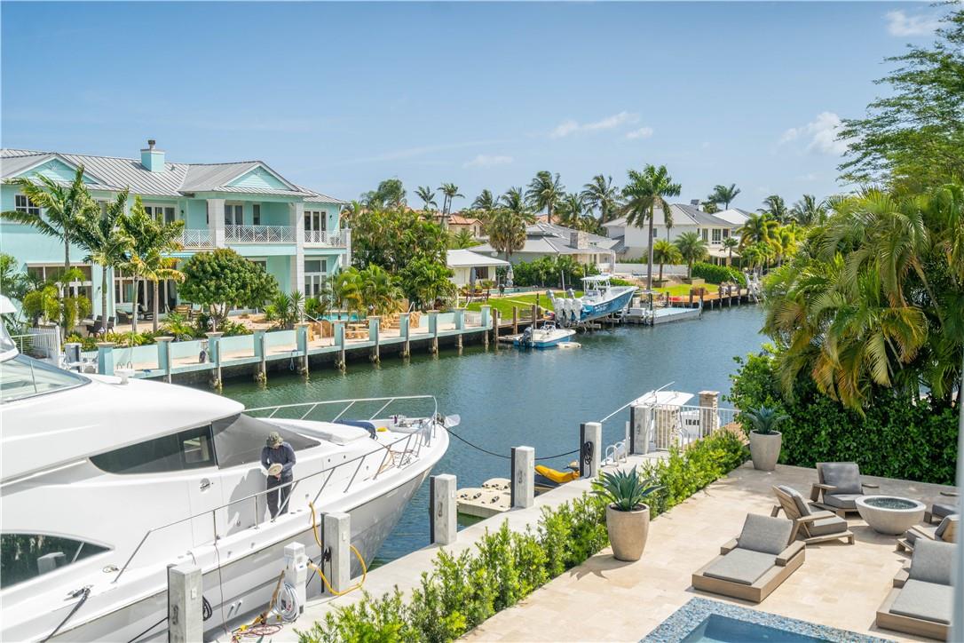 2349 NE 24th St Lighthouse Point, FL 33064