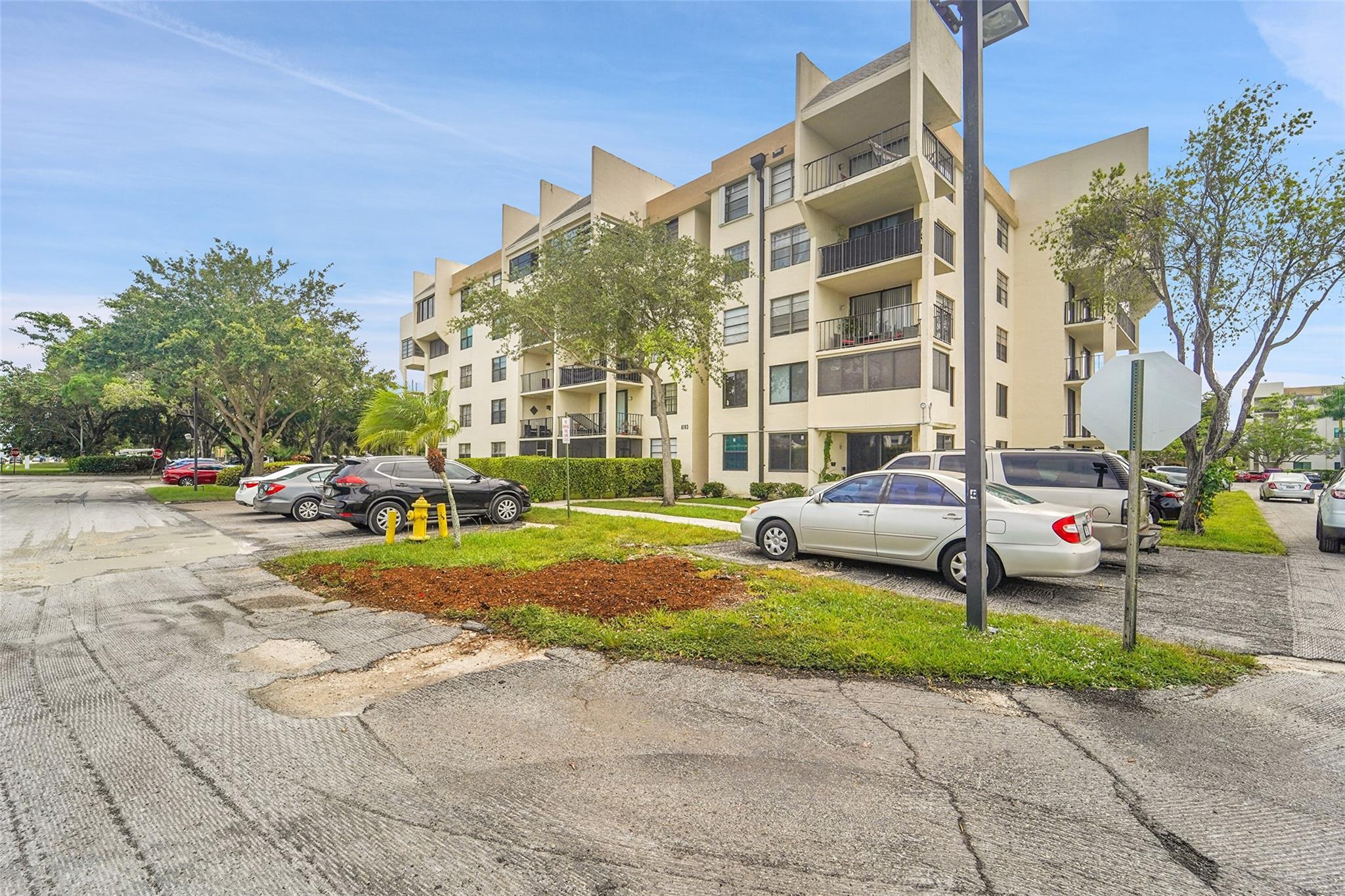6193 Rock Is Rd #204,Tamarac, FL 33319