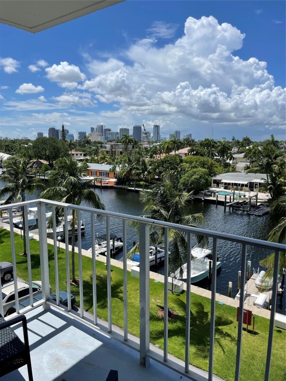 1731 SE 15th #505 Fort Lauderdale, FL 33316