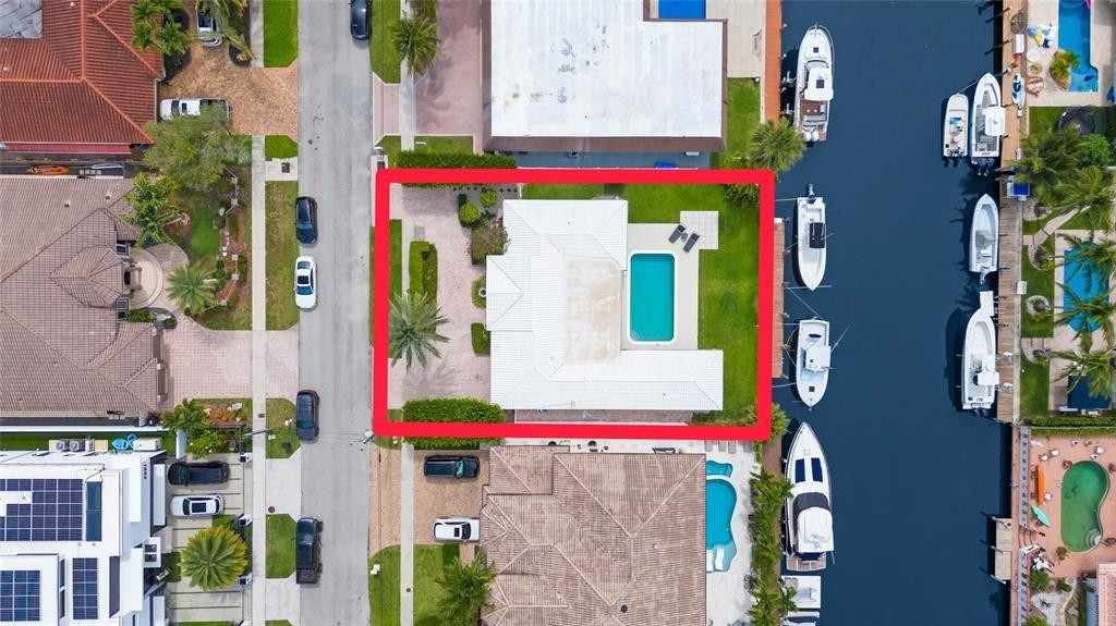 2670 NE 47th Lighthouse Point, FL 33064