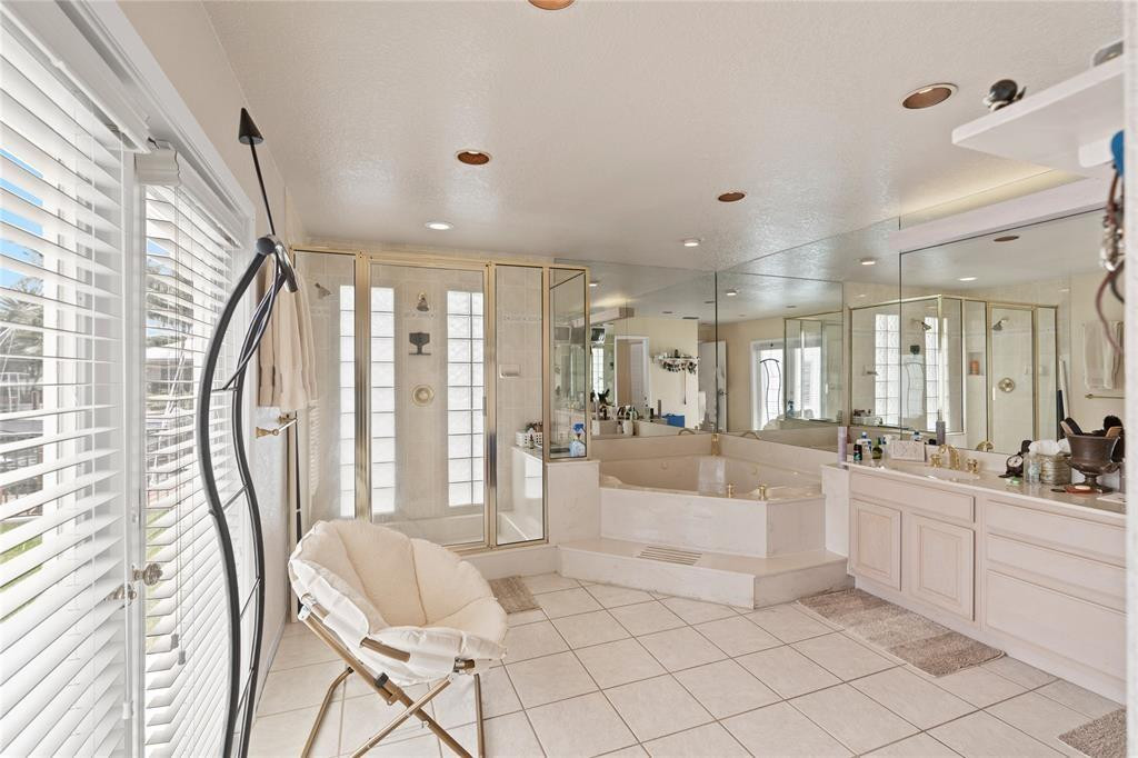 2670 NE 47th Lighthouse Point, FL 33064