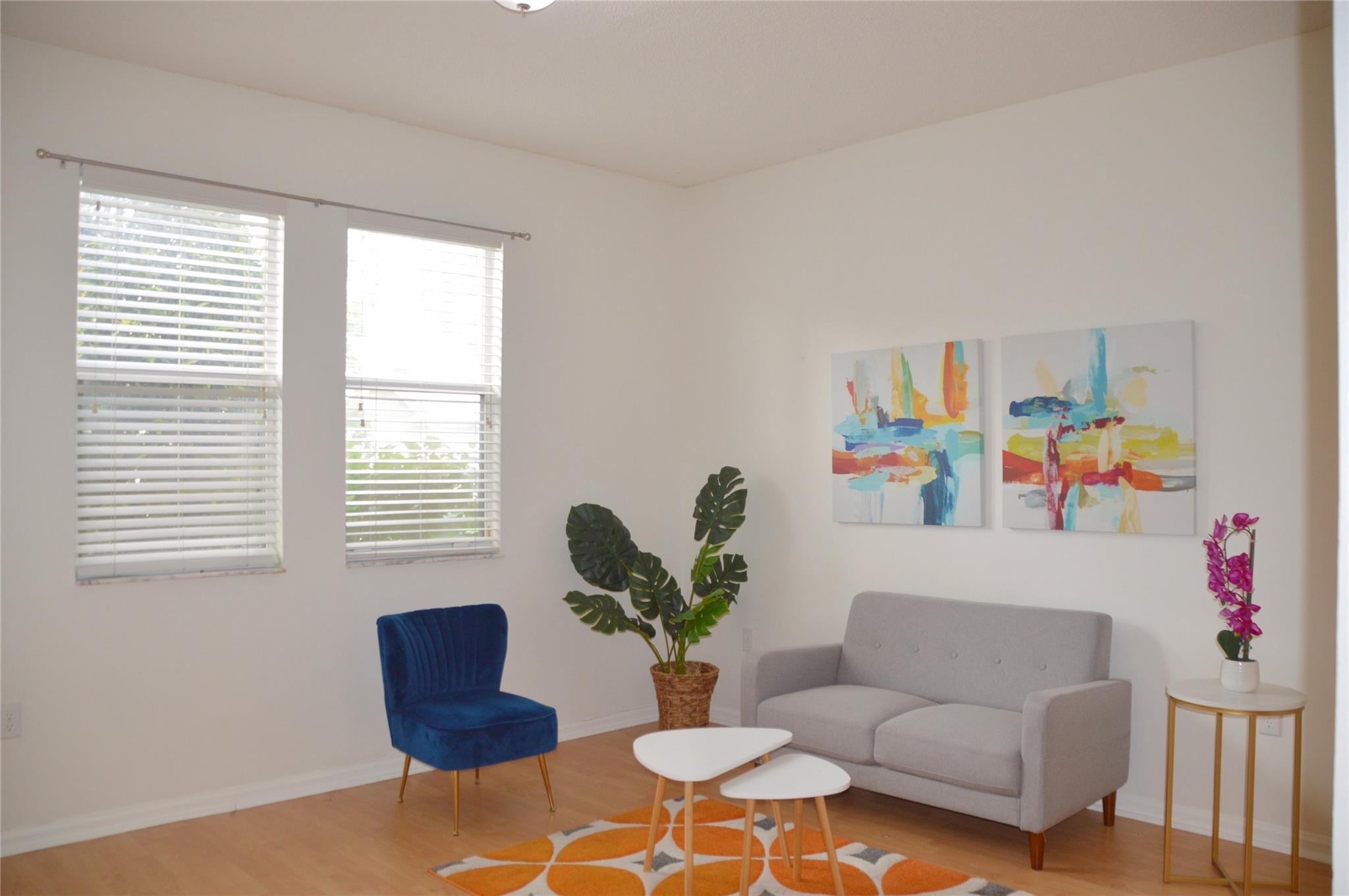 533 NE 3rd Ave #141
