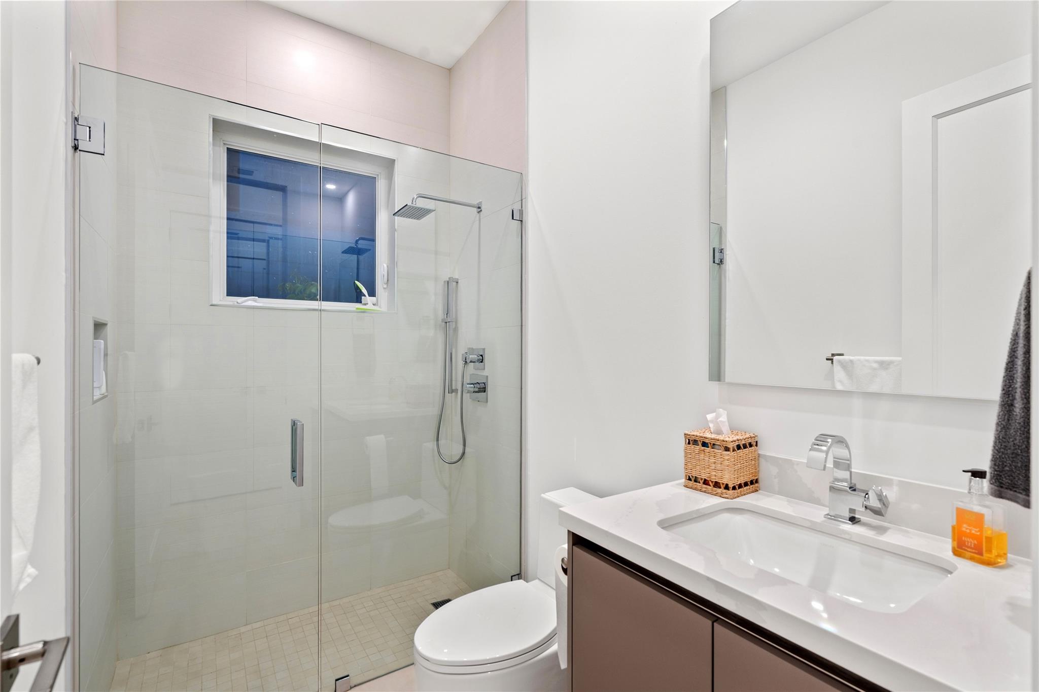 2103 N Riverside Dr Pompano Beach, FL 33062