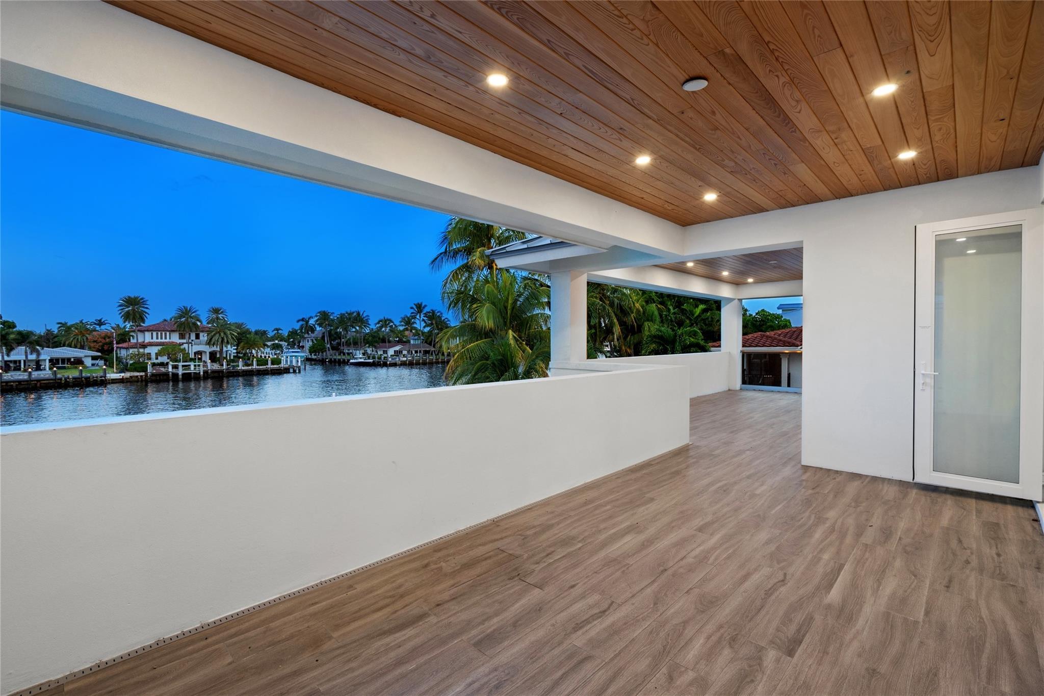 2103 N Riverside Dr Pompano Beach, FL 33062