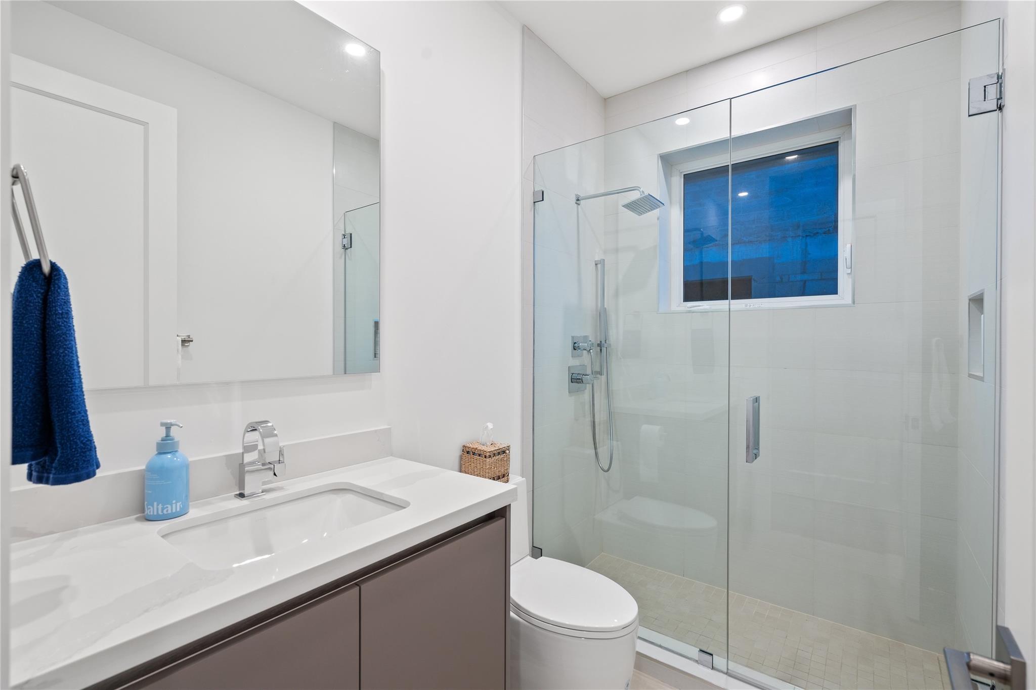 2103 N Riverside Dr Pompano Beach, FL 33062