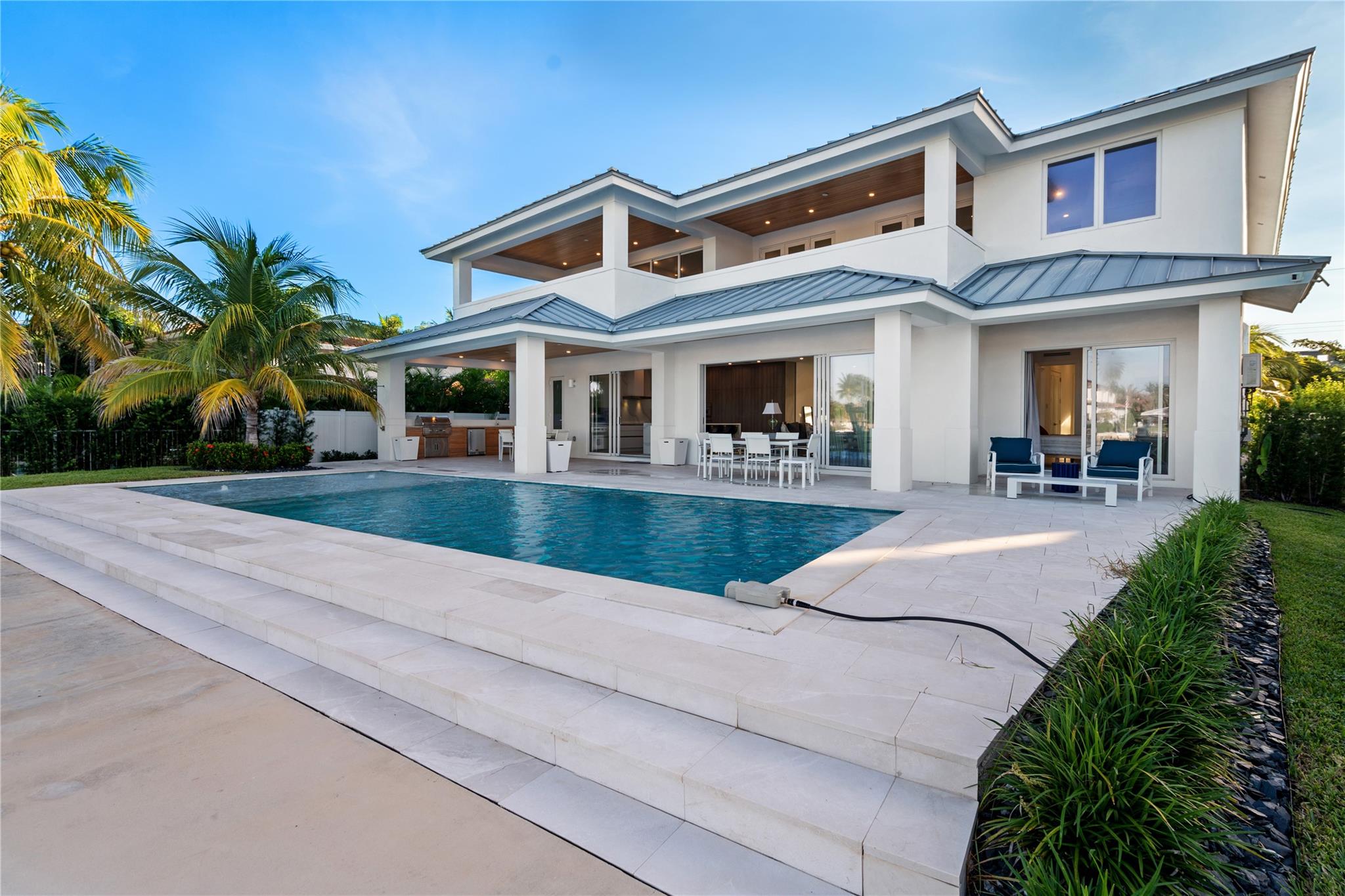 2103 N Riverside Dr Pompano Beach, FL 33062