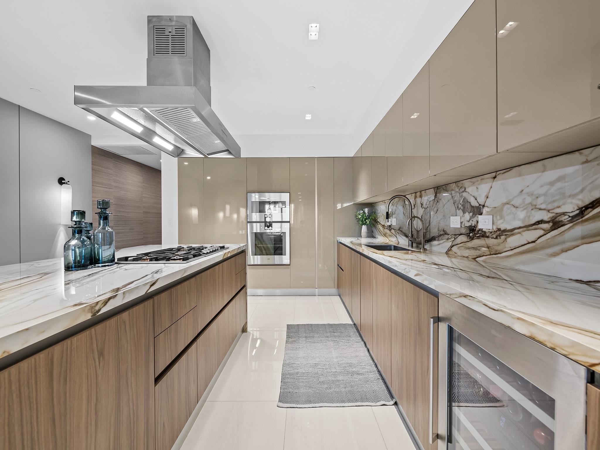 435 Bayshore Dr #703 Fort Lauderdale, FL 33304