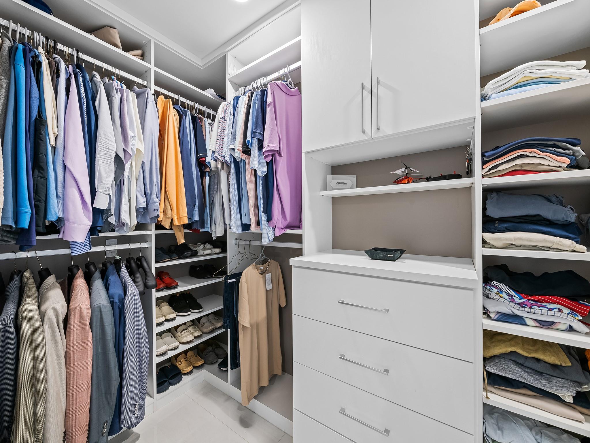 435 Bayshore Dr #703 Fort Lauderdale, FL 33304