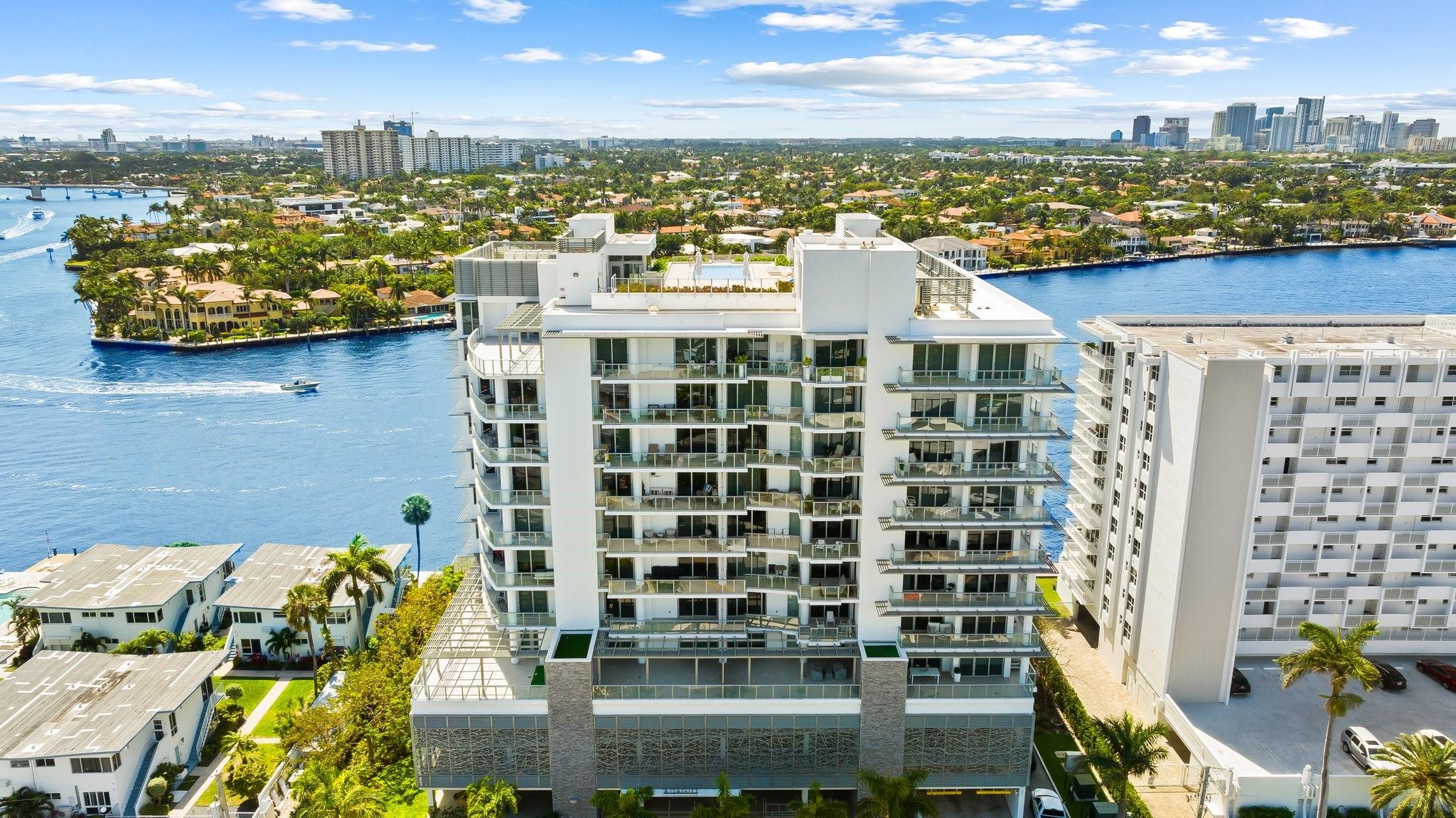 435 Bayshore Dr #703 Fort Lauderdale, FL 33304