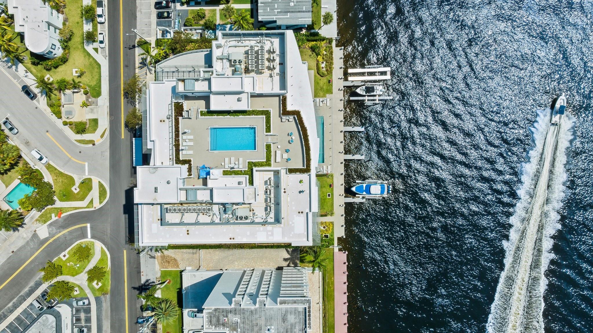 435 Bayshore Dr #703 Fort Lauderdale, FL 33304