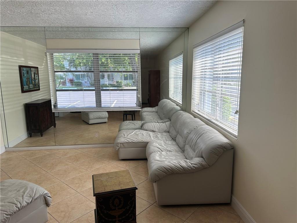 659 W Oakland Park Blvd #103 C