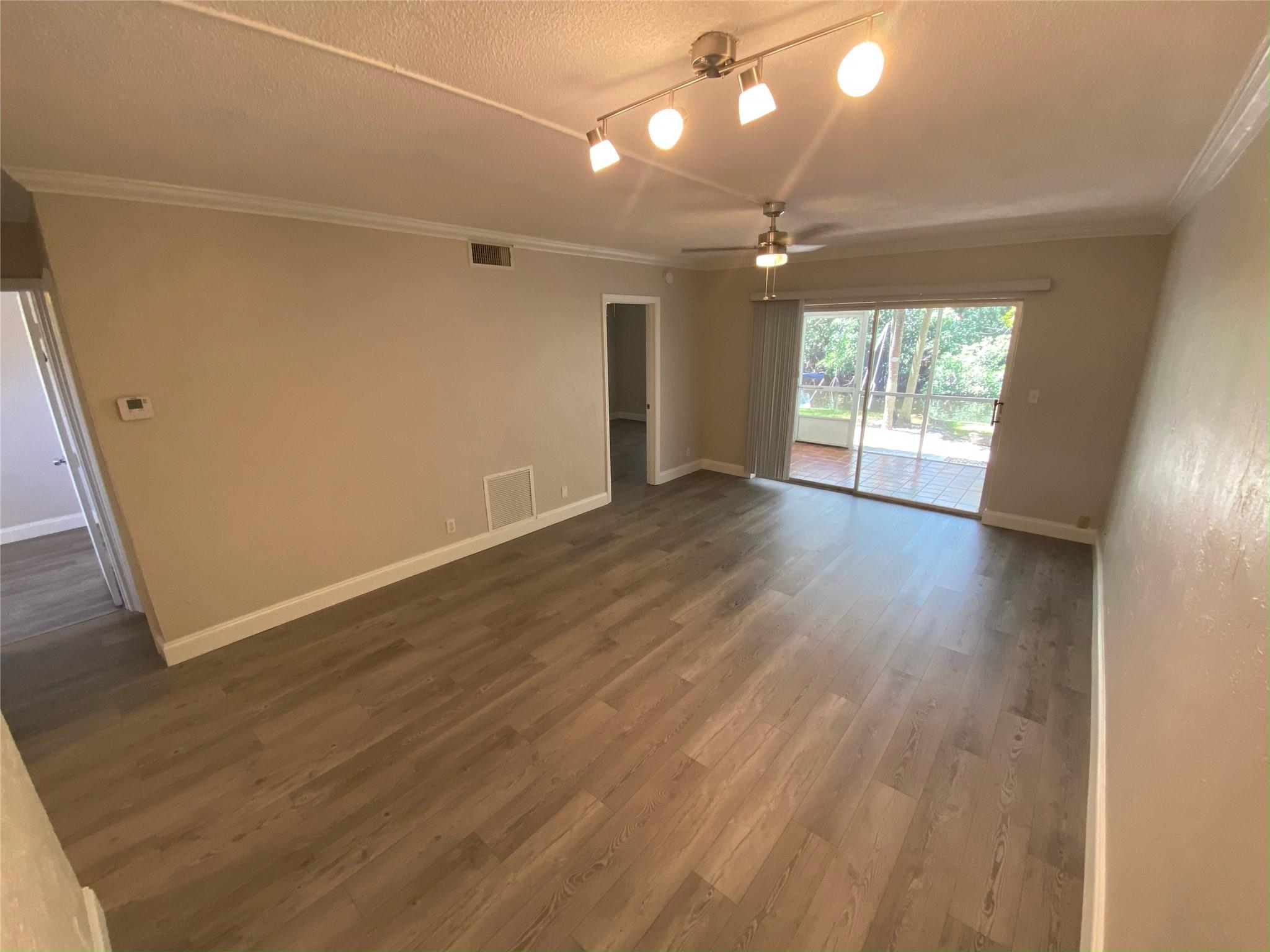 1400 NE 57th St #104